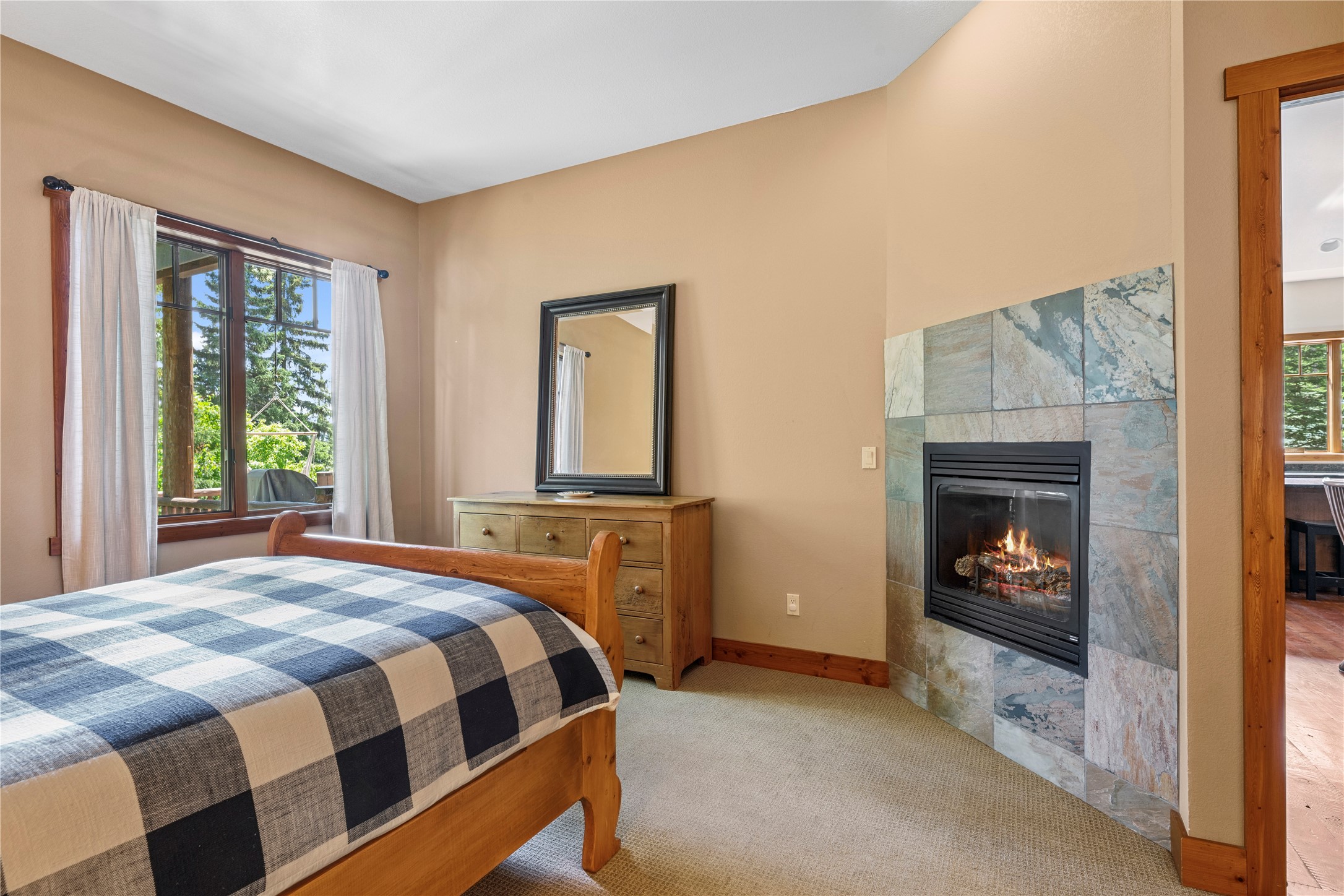 3813 Tamarack Avenue B