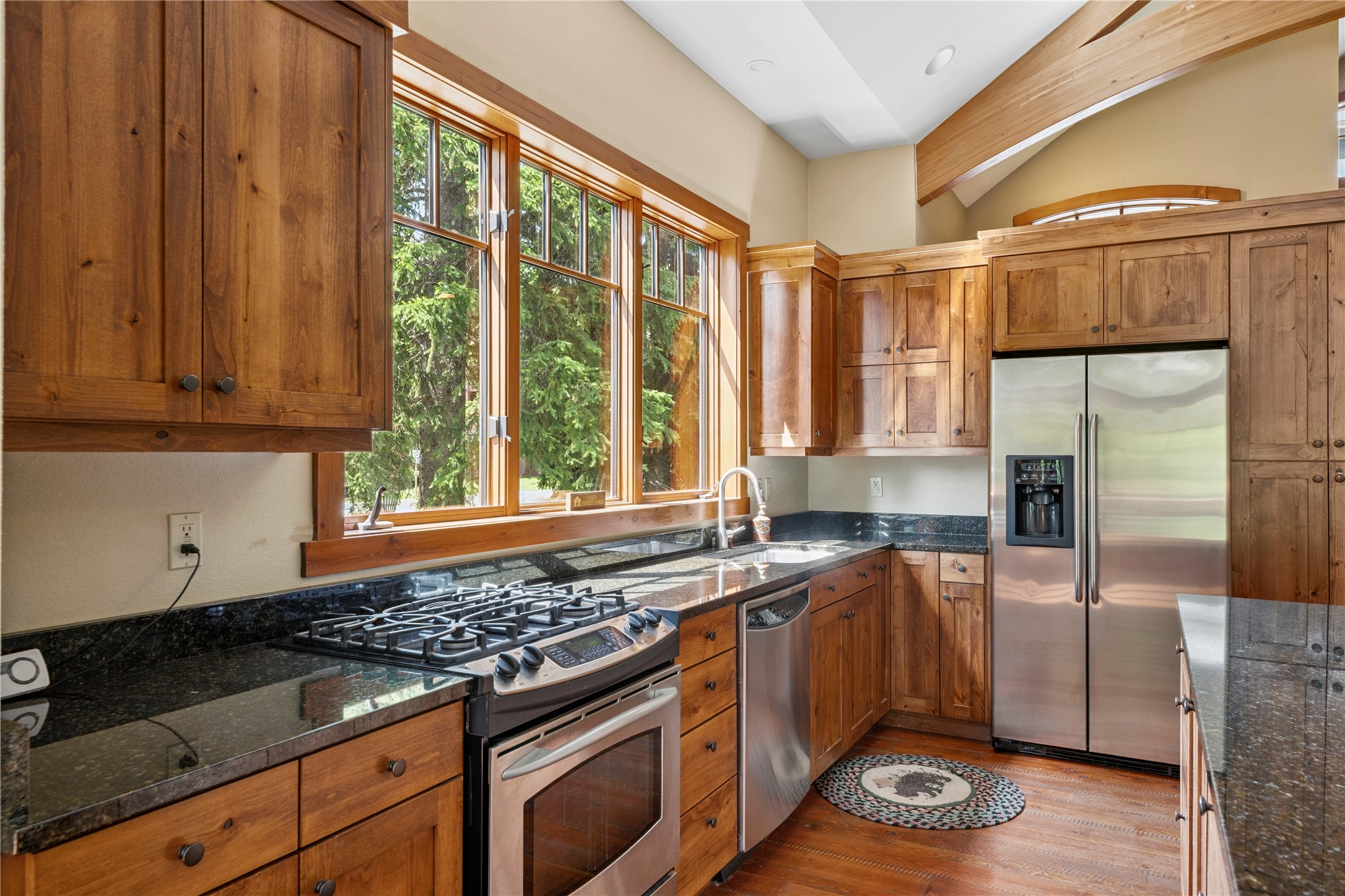 3813 Tamarack Avenue B