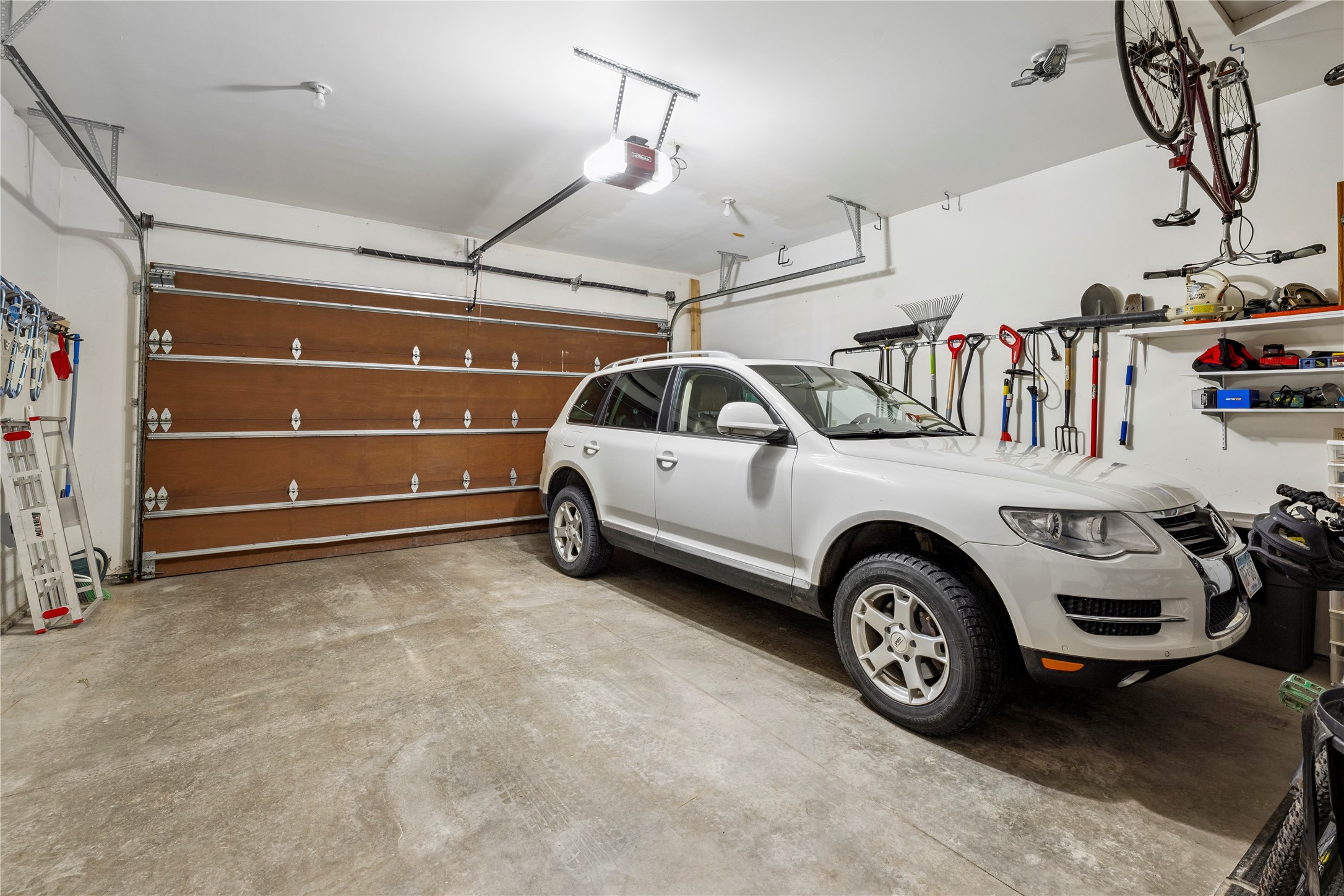 3813 Tamarack Avenue B