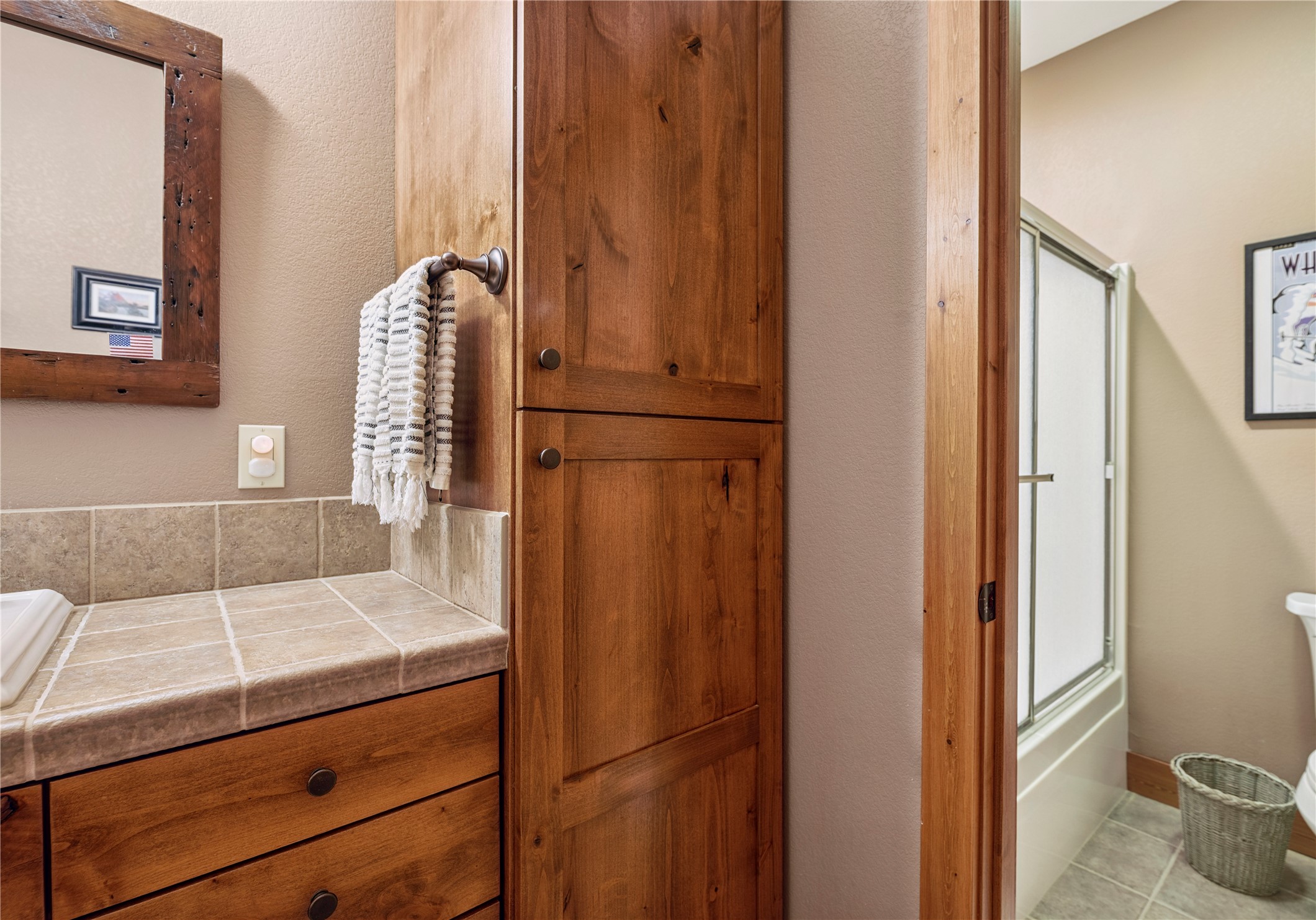 3813 Tamarack Avenue B