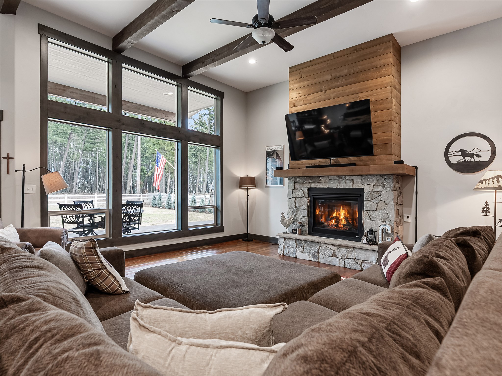 1121 Timber Ridge Court