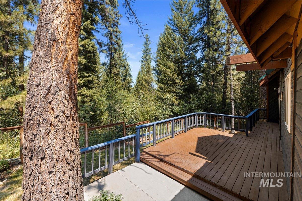79 Rainbow Ridge