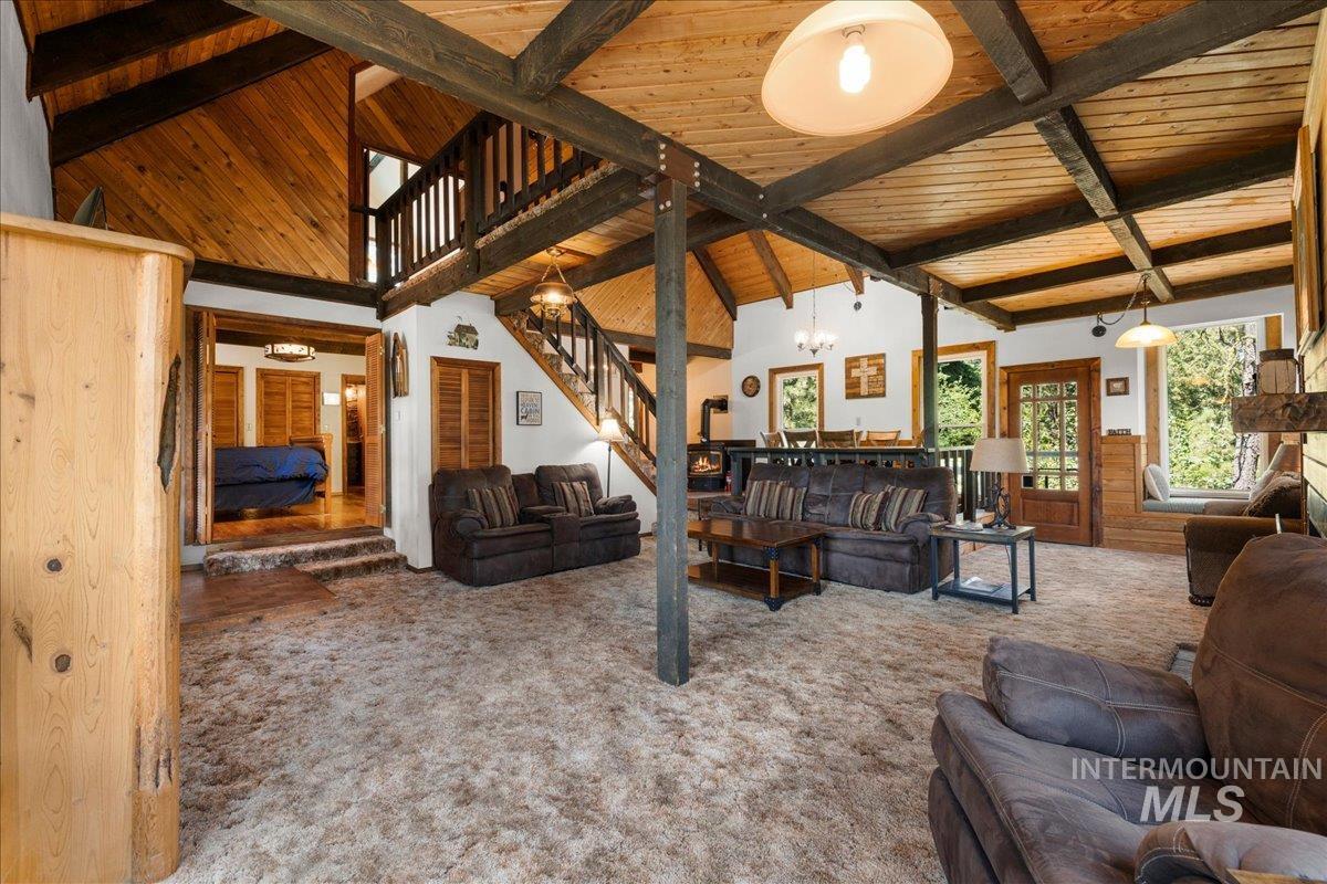 79 Rainbow Ridge