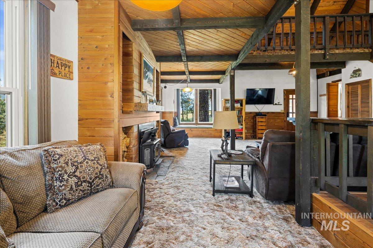 79 Rainbow Ridge