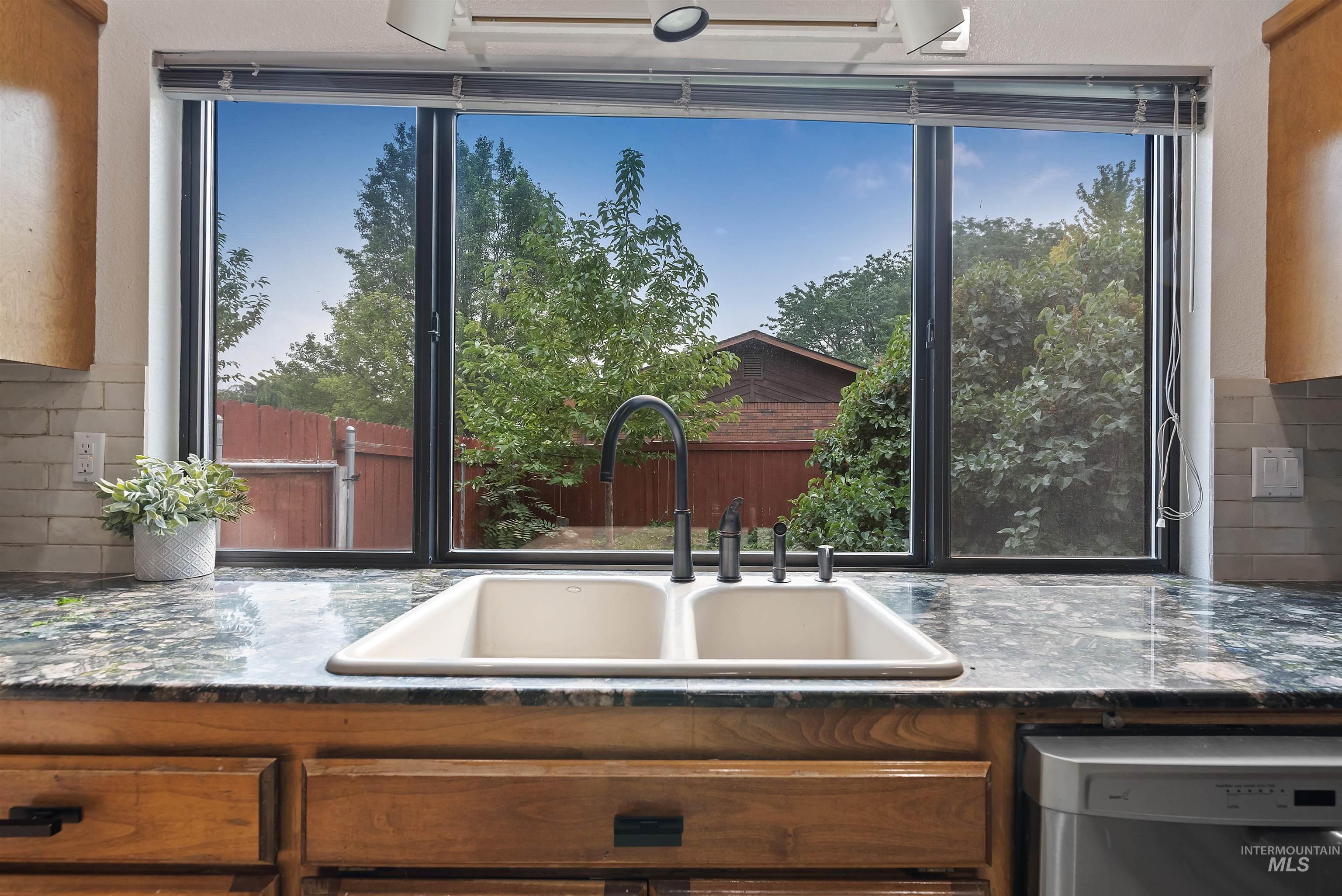 8965 W Brookview Drive