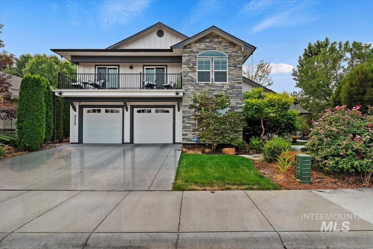 6358 N Mystic Cove Pl