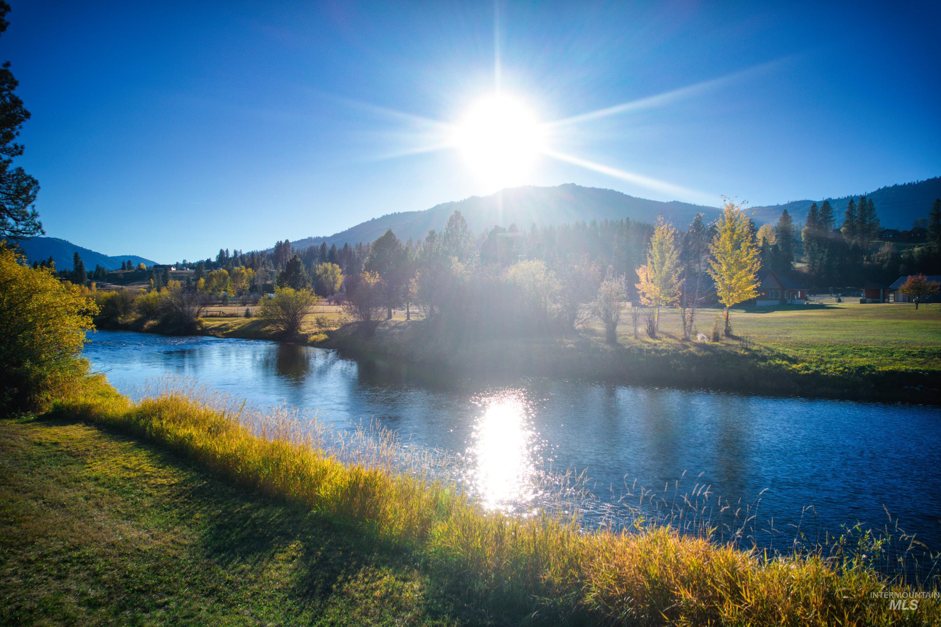 20 River Meadow