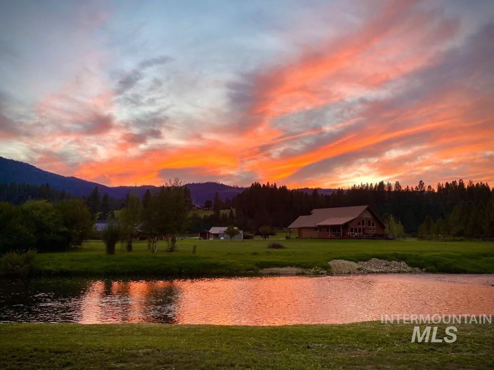 20 River Meadow