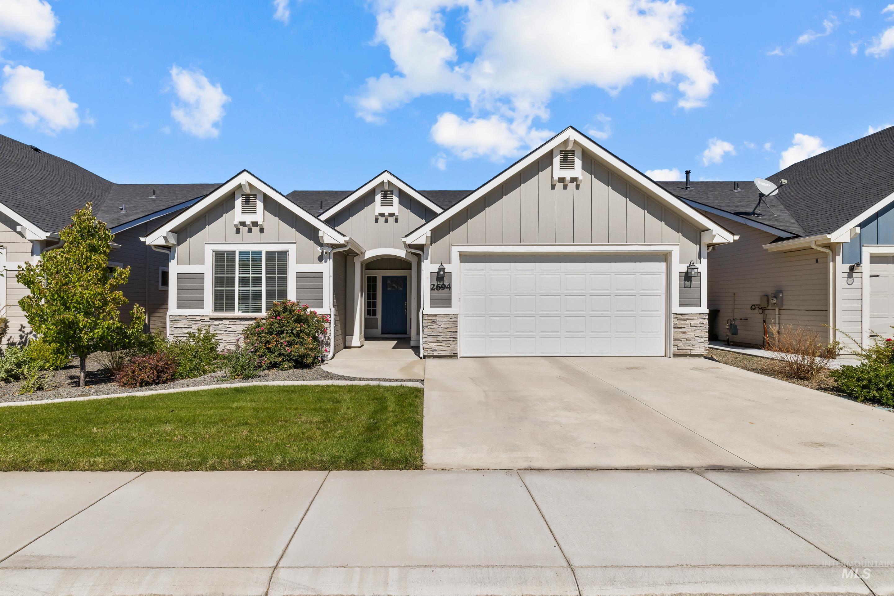 2694 E Copper Point St.