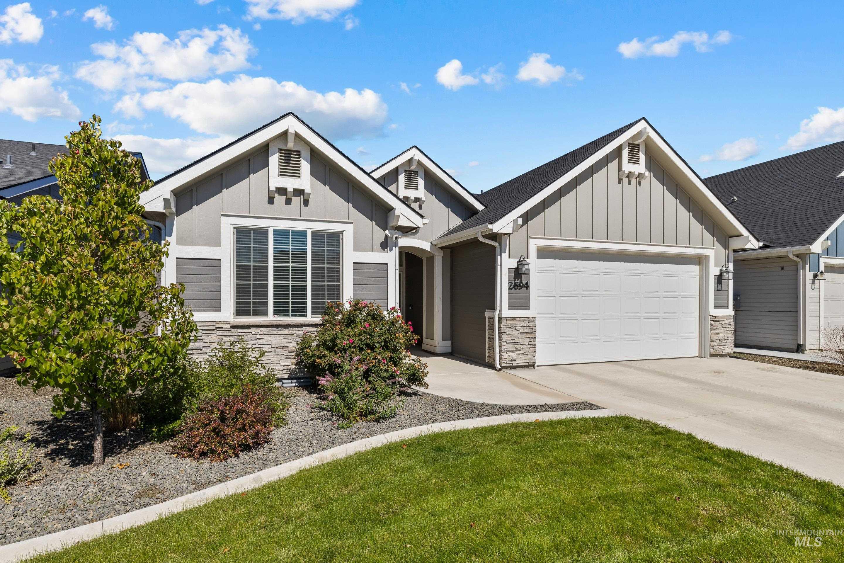 2694 E Copper Point St.
