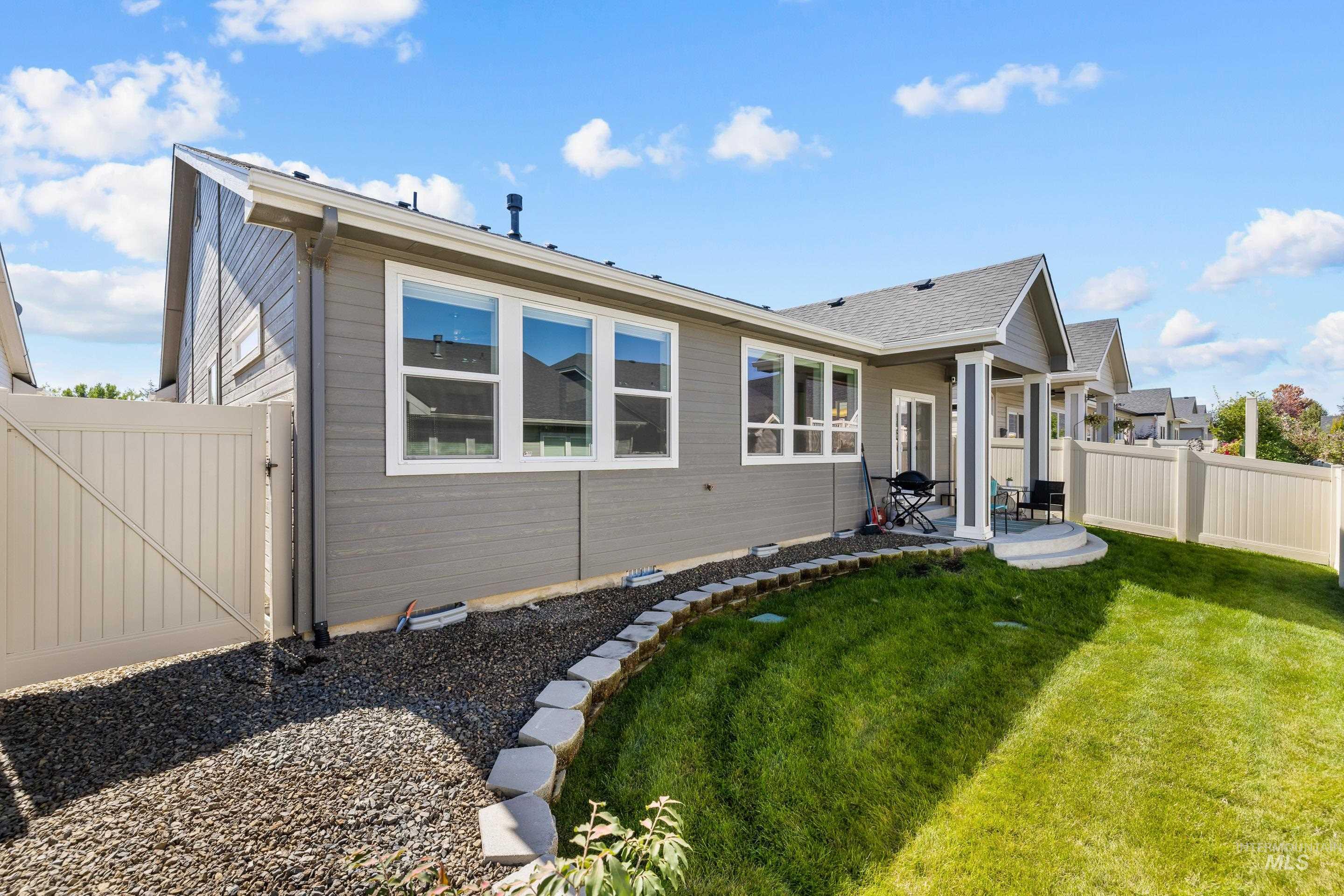 2694 E Copper Point St.