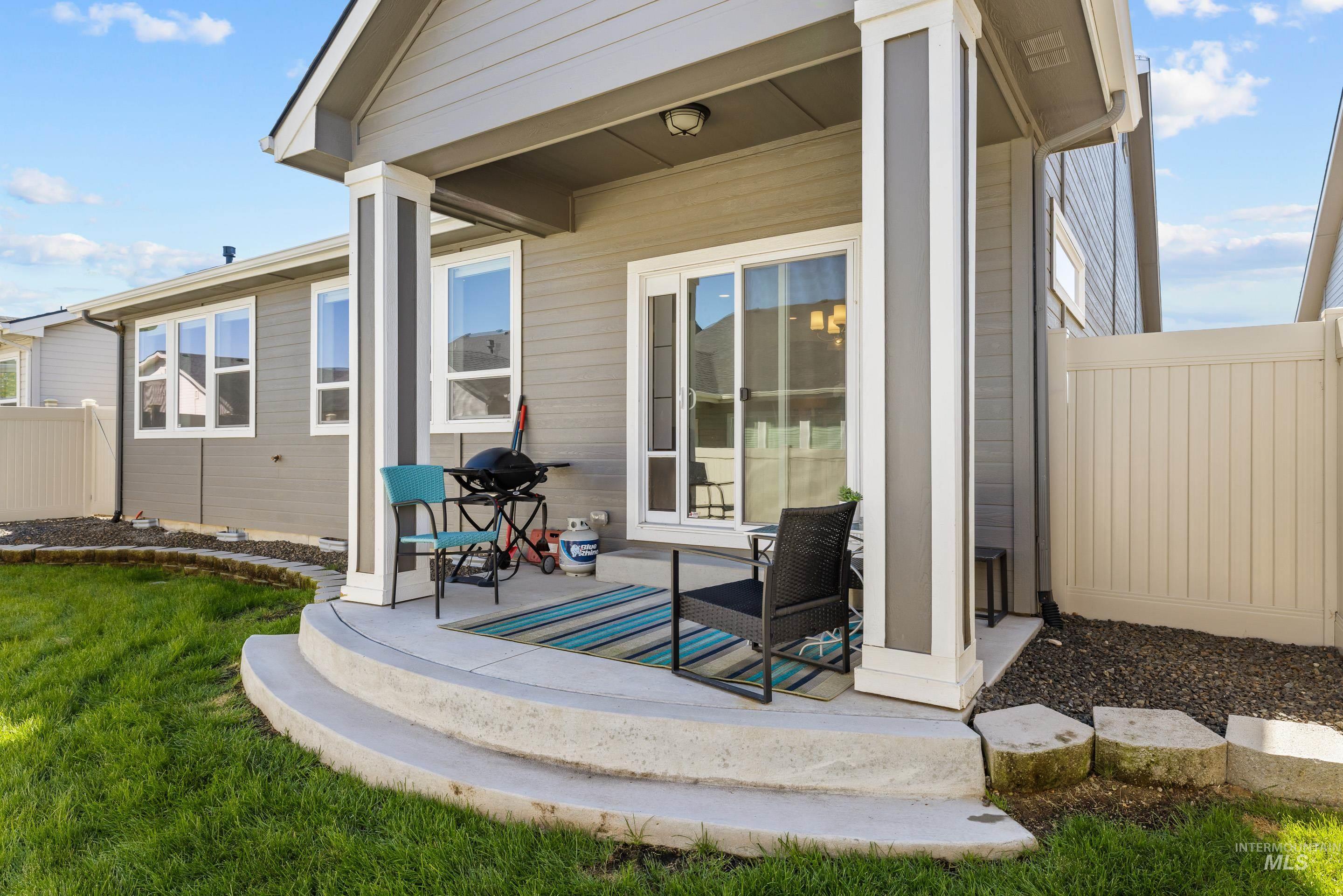 2694 E Copper Point St.