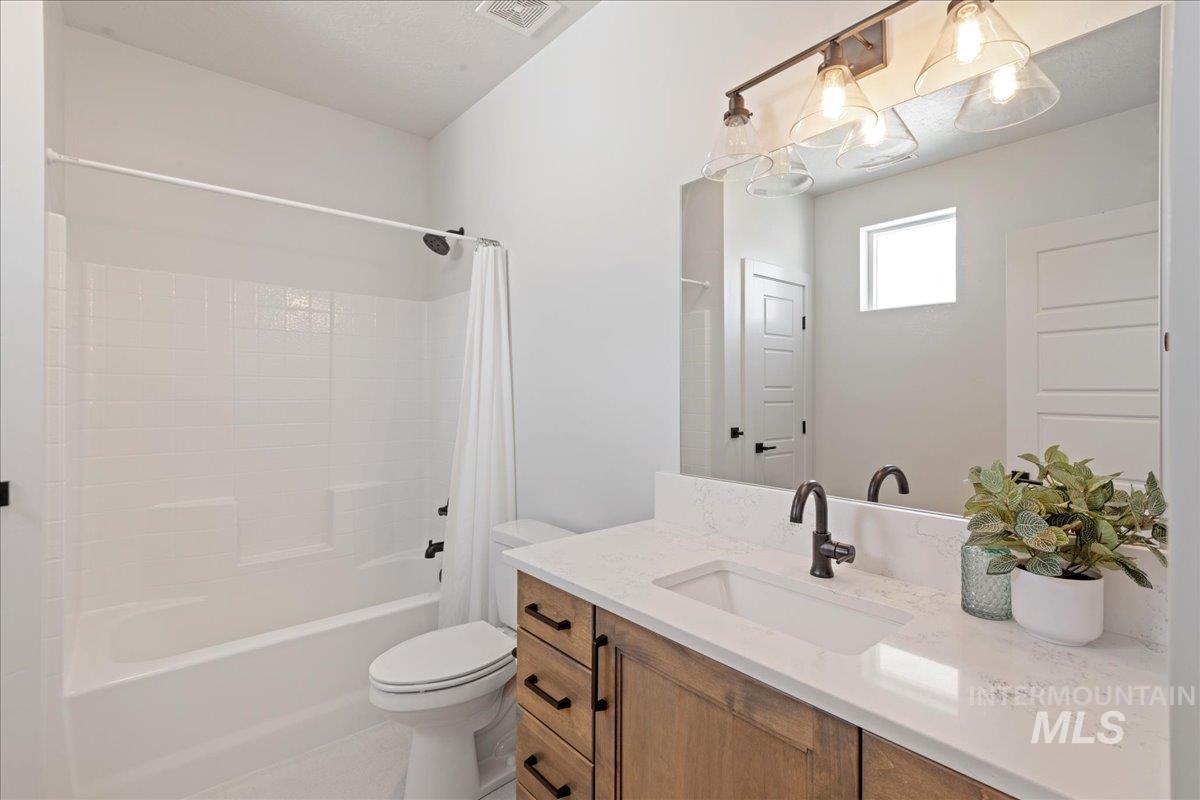 4373 E Rivernest Dr.