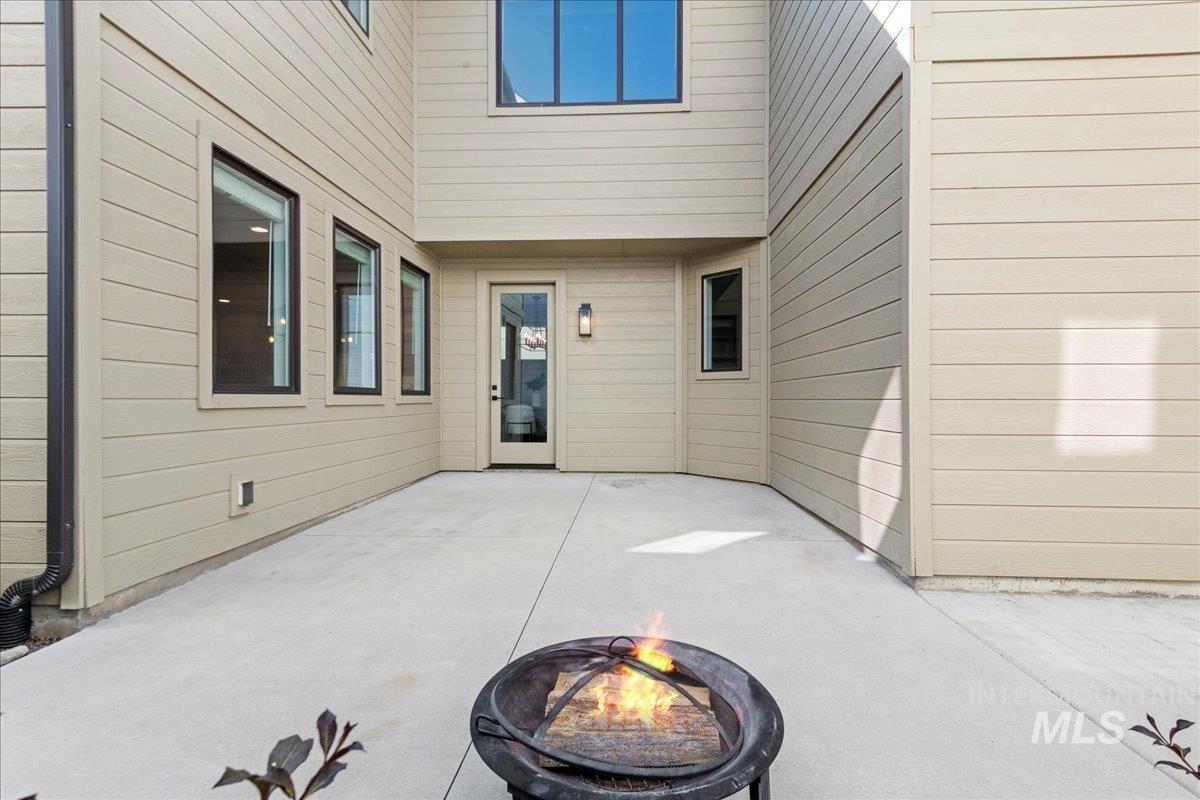 4373 E Rivernest Dr.