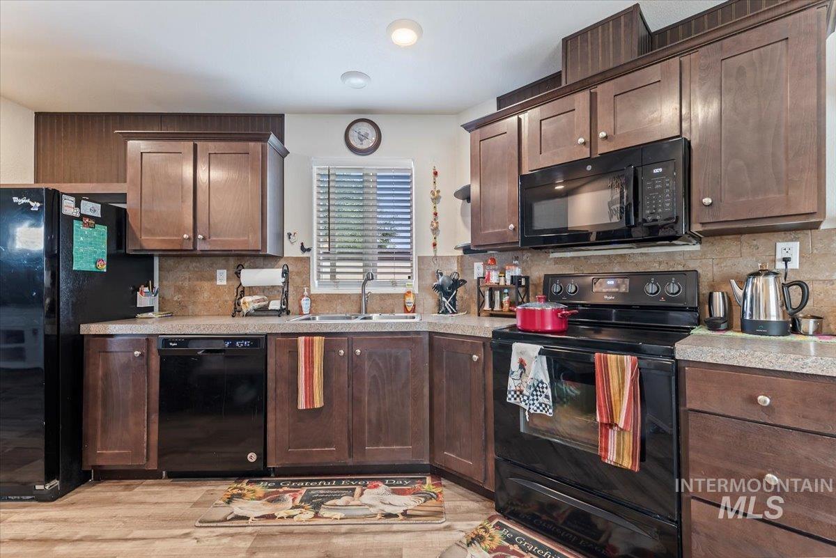 551 Silver City Dr