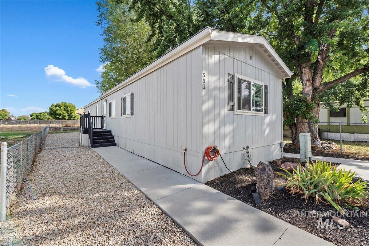 551 Silver City Dr