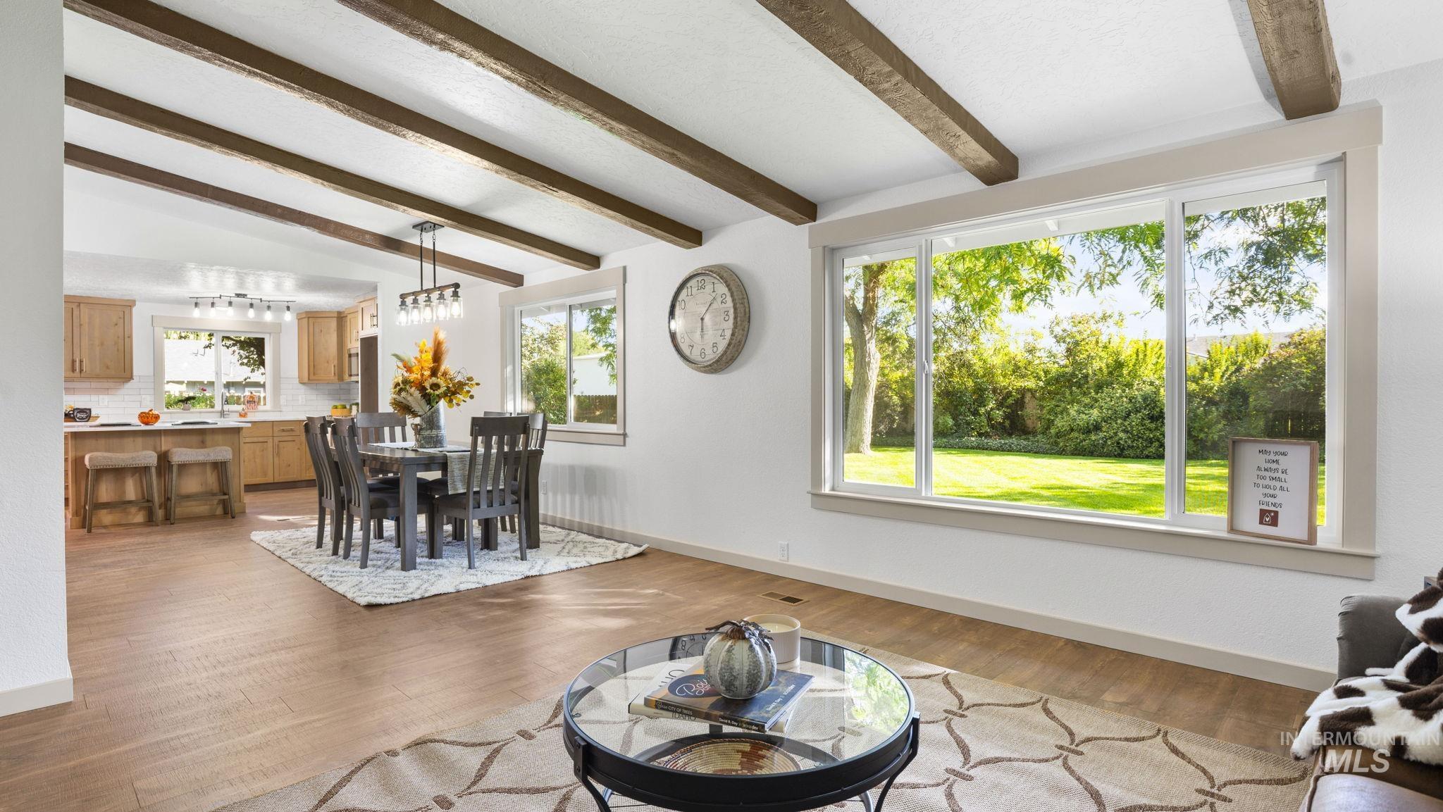 507 W Dewey Ln.
