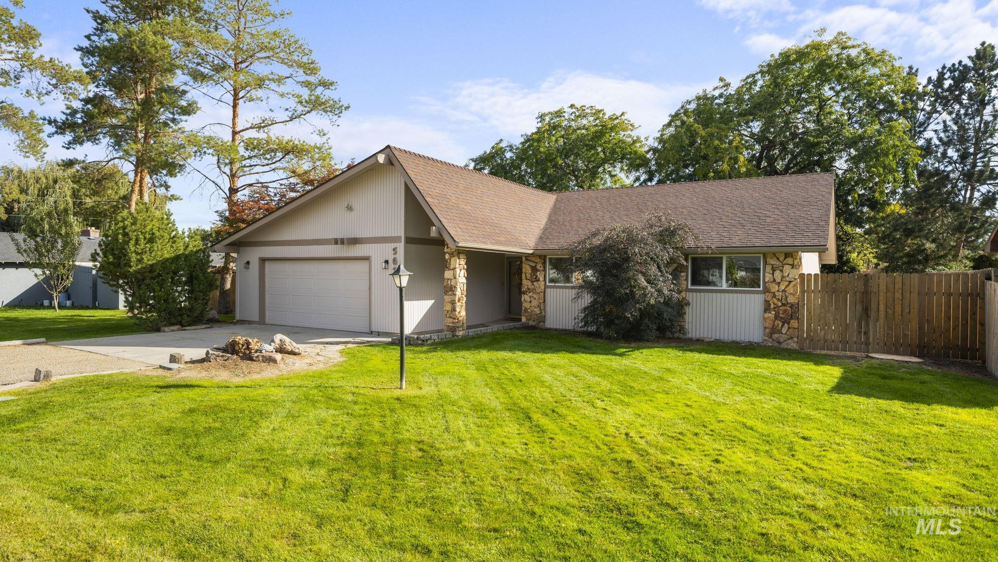 507 W Dewey Ln.