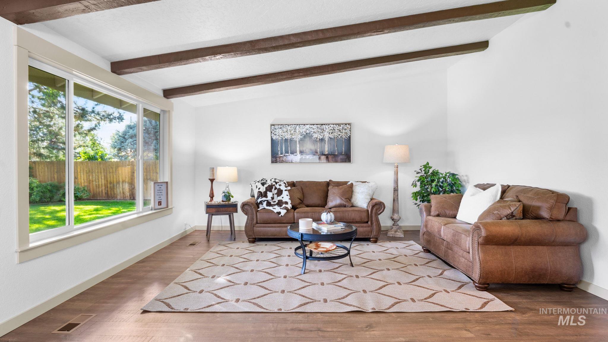 507 W Dewey Ln.