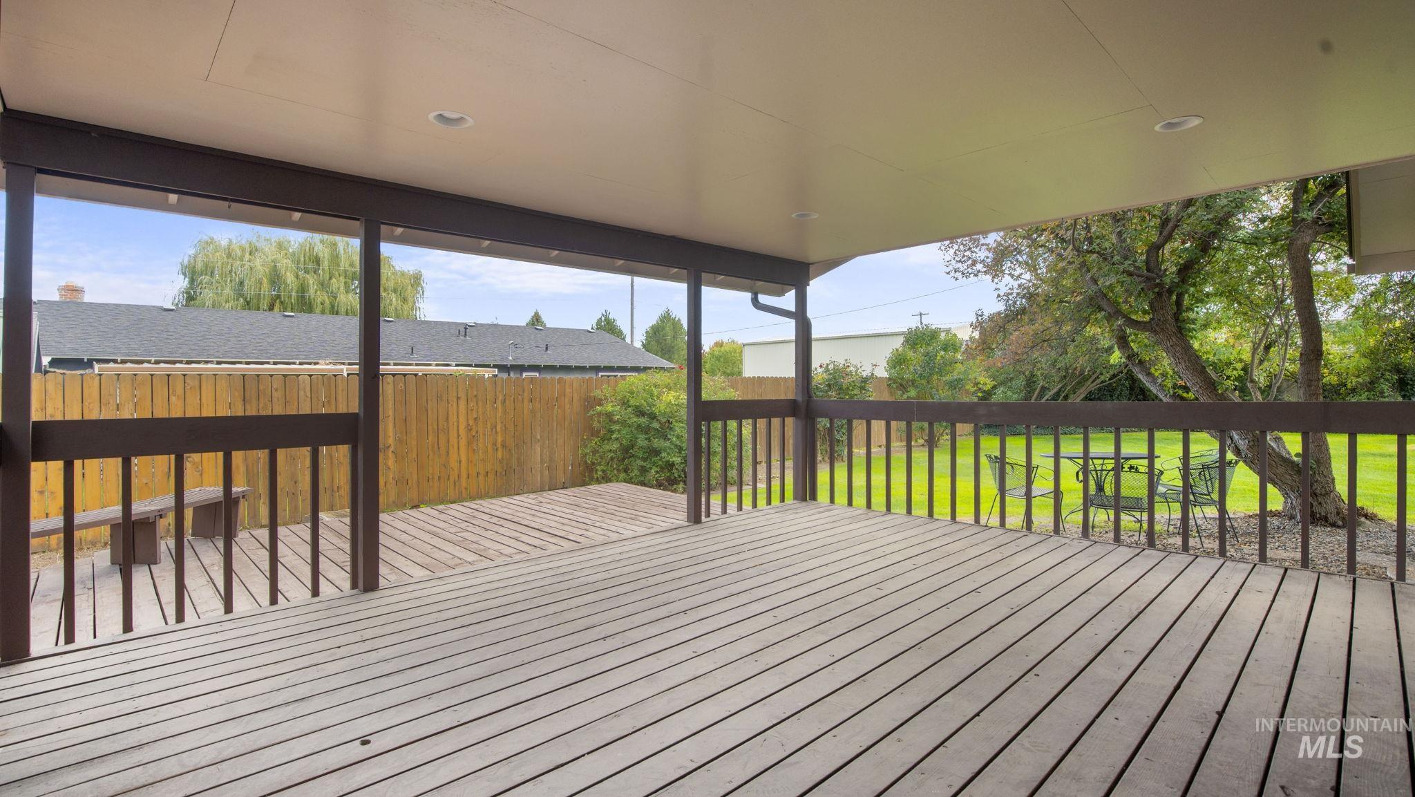 507 W Dewey Ln.
