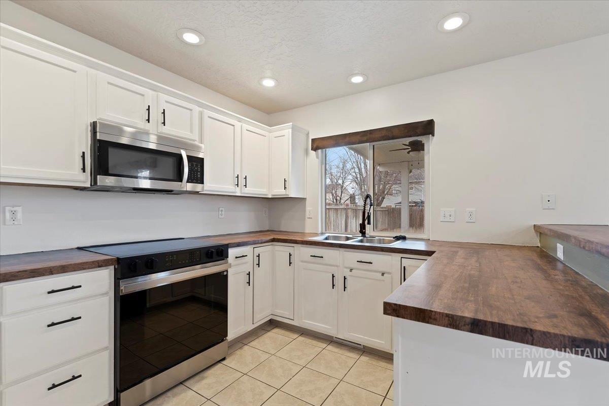 358 W Big Rack Street