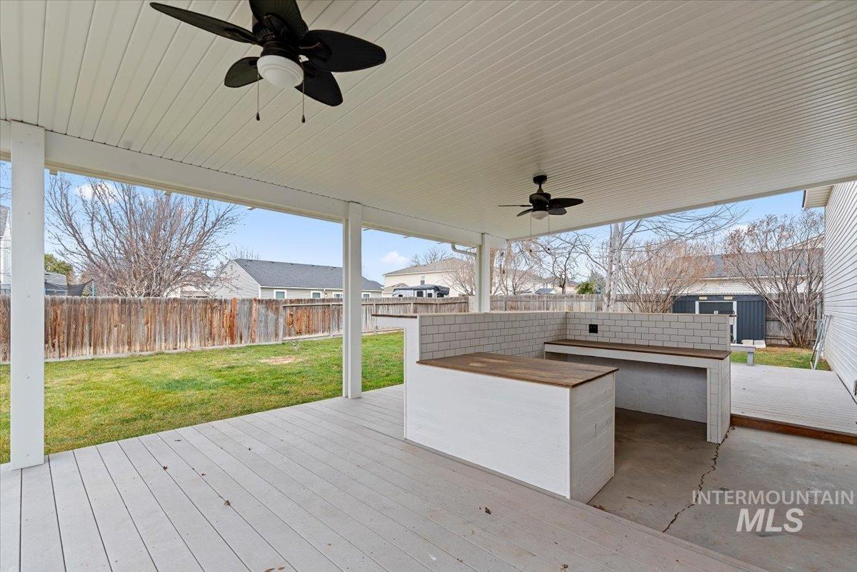 358 W Big Rack Street