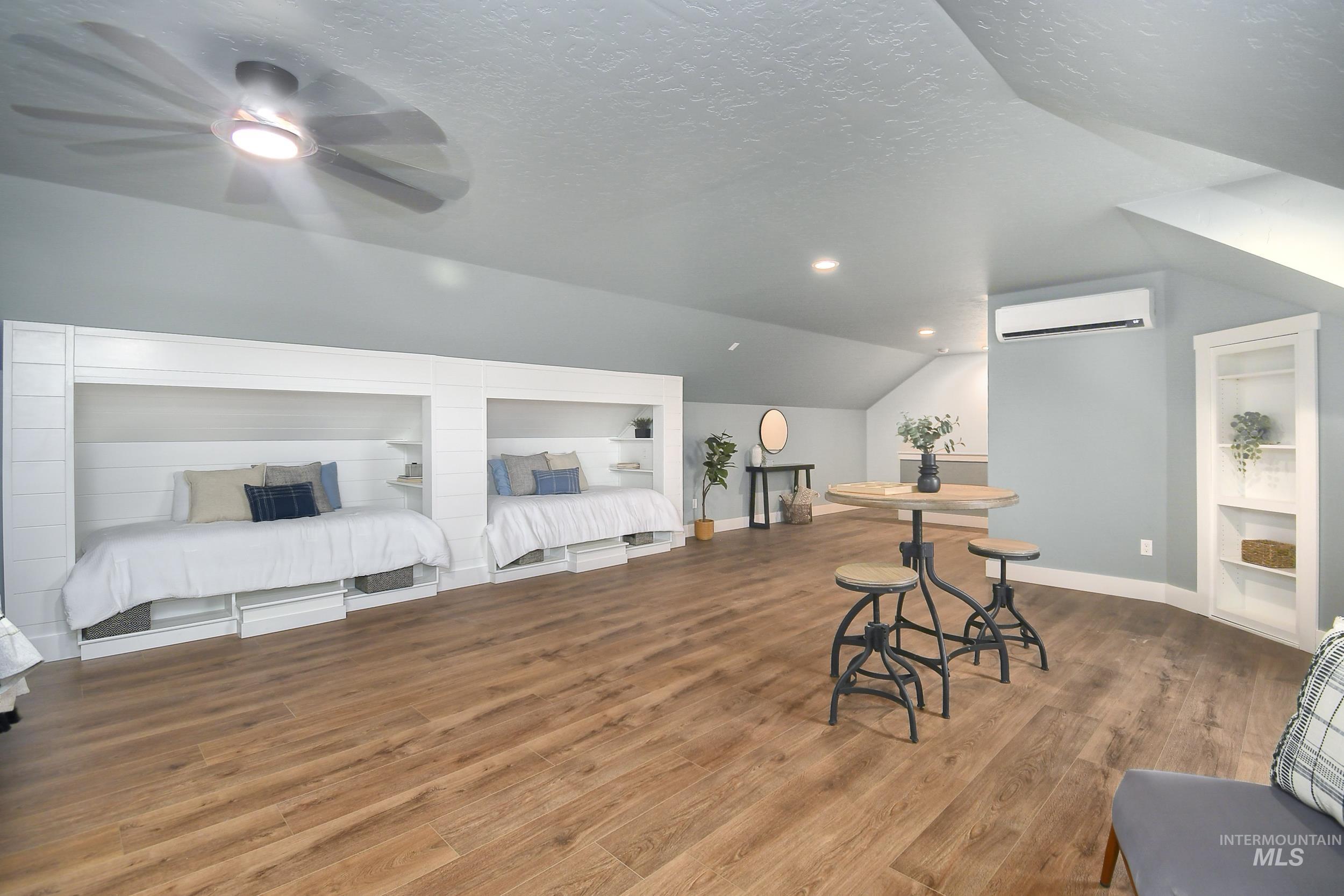 8991 Edna Lane