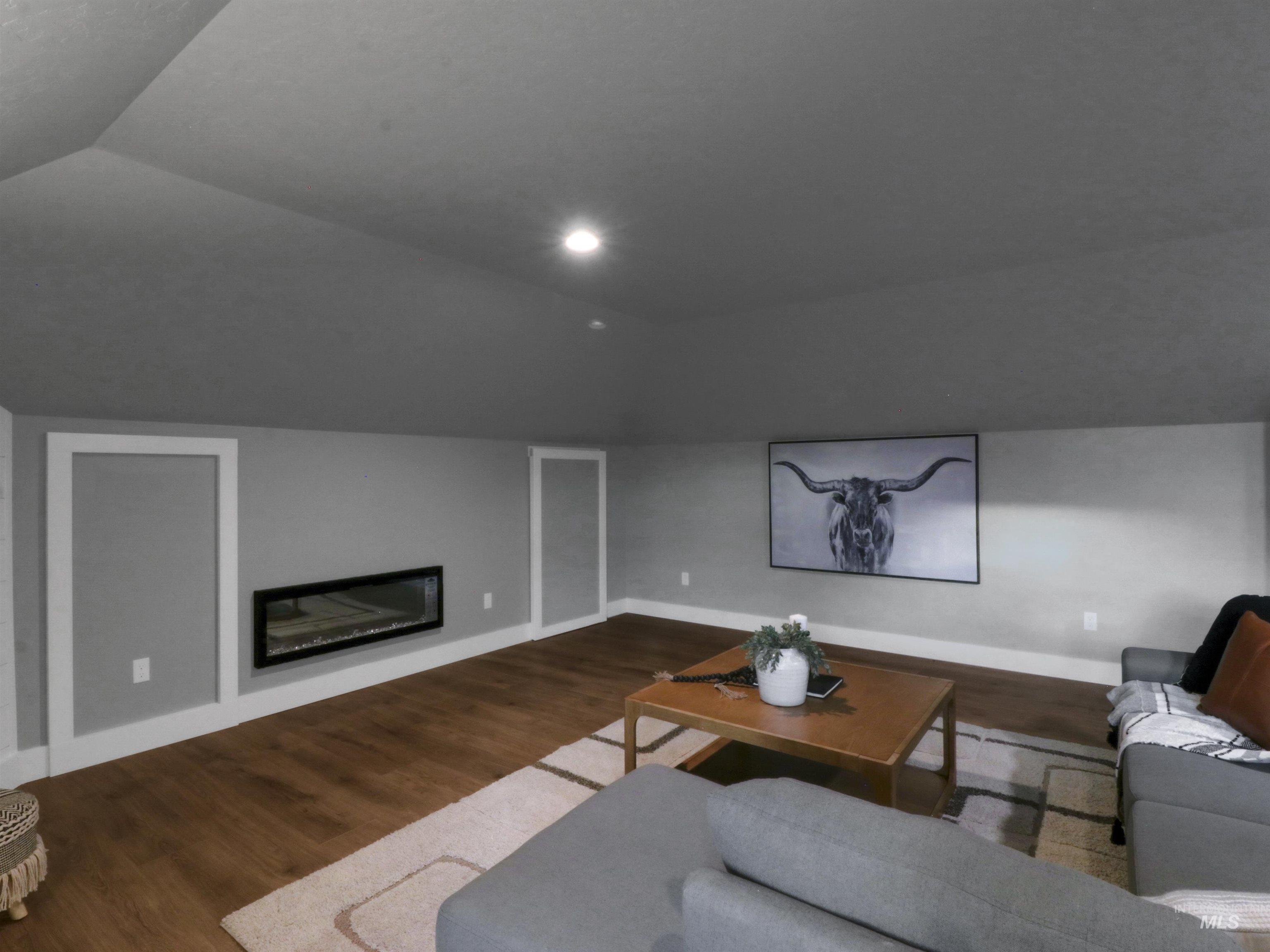 8991 Edna Lane