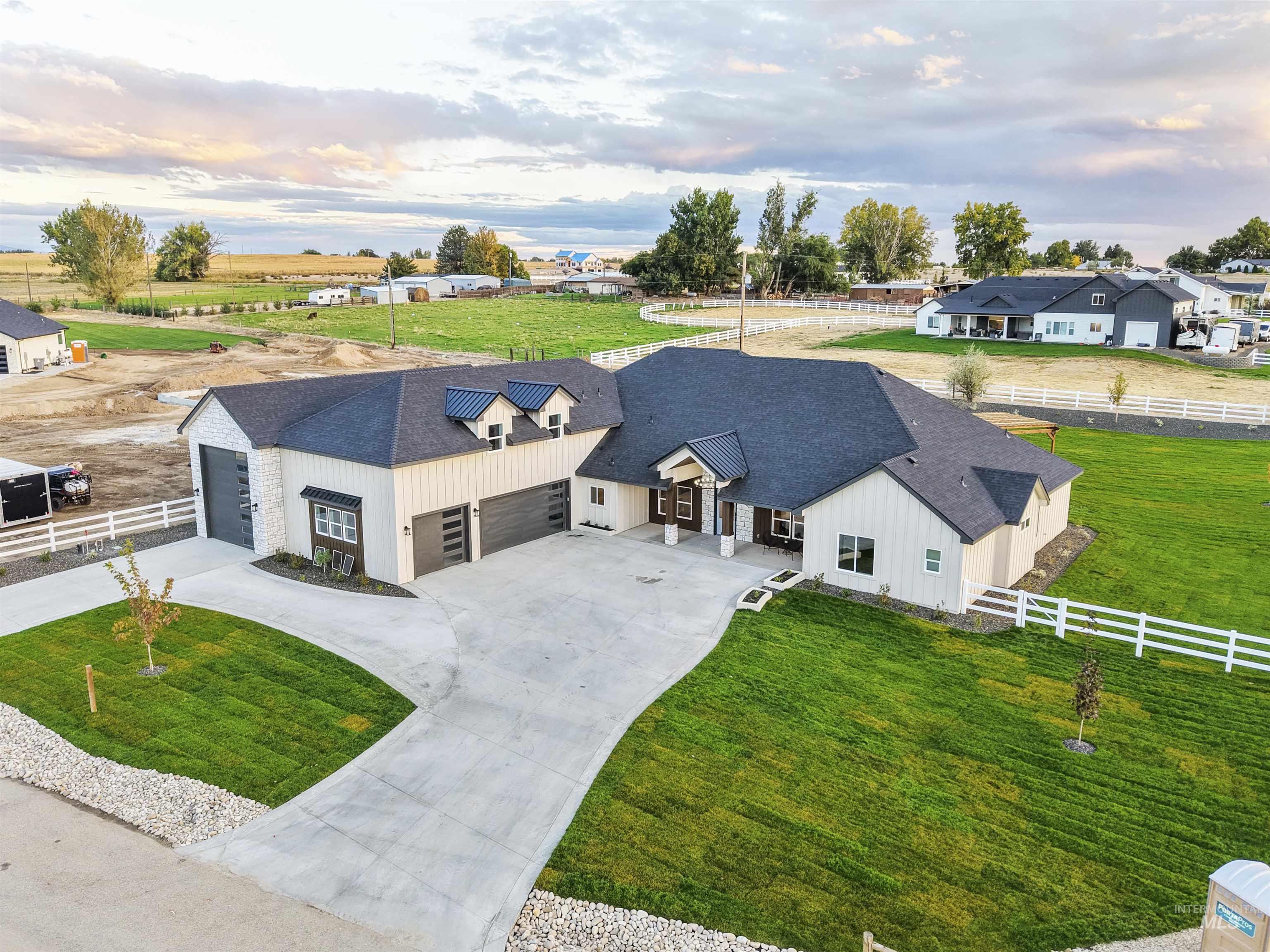8991 Edna Lane