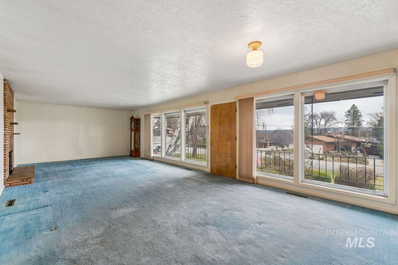 6419 W Randolph Drive