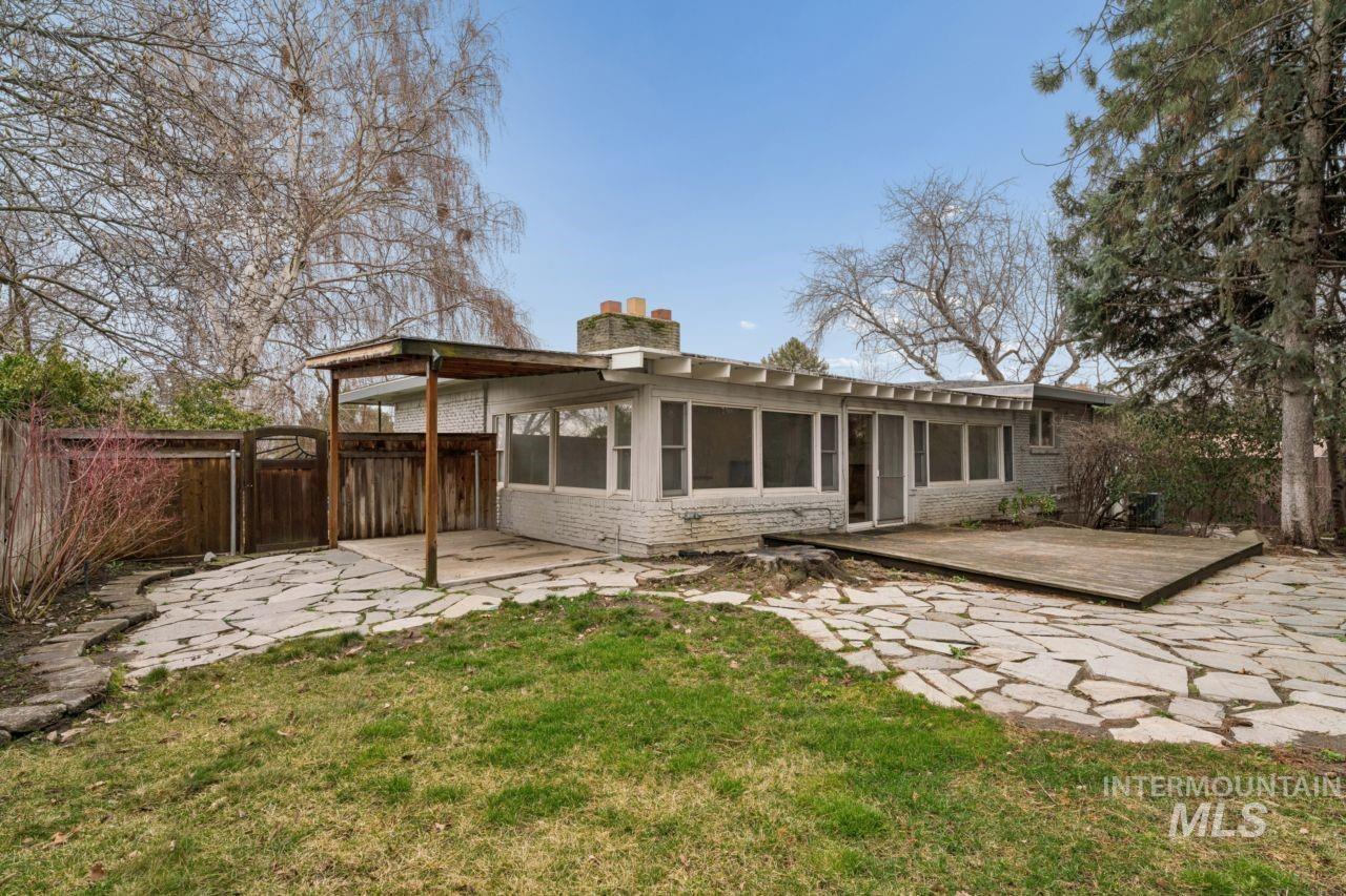 6419 W Randolph Drive