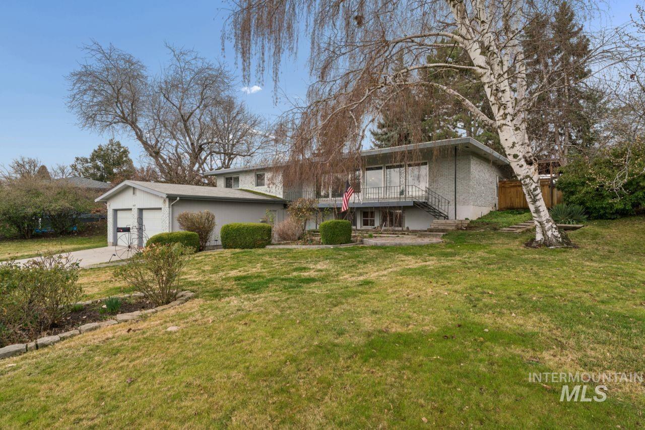 6419 W Randolph Drive