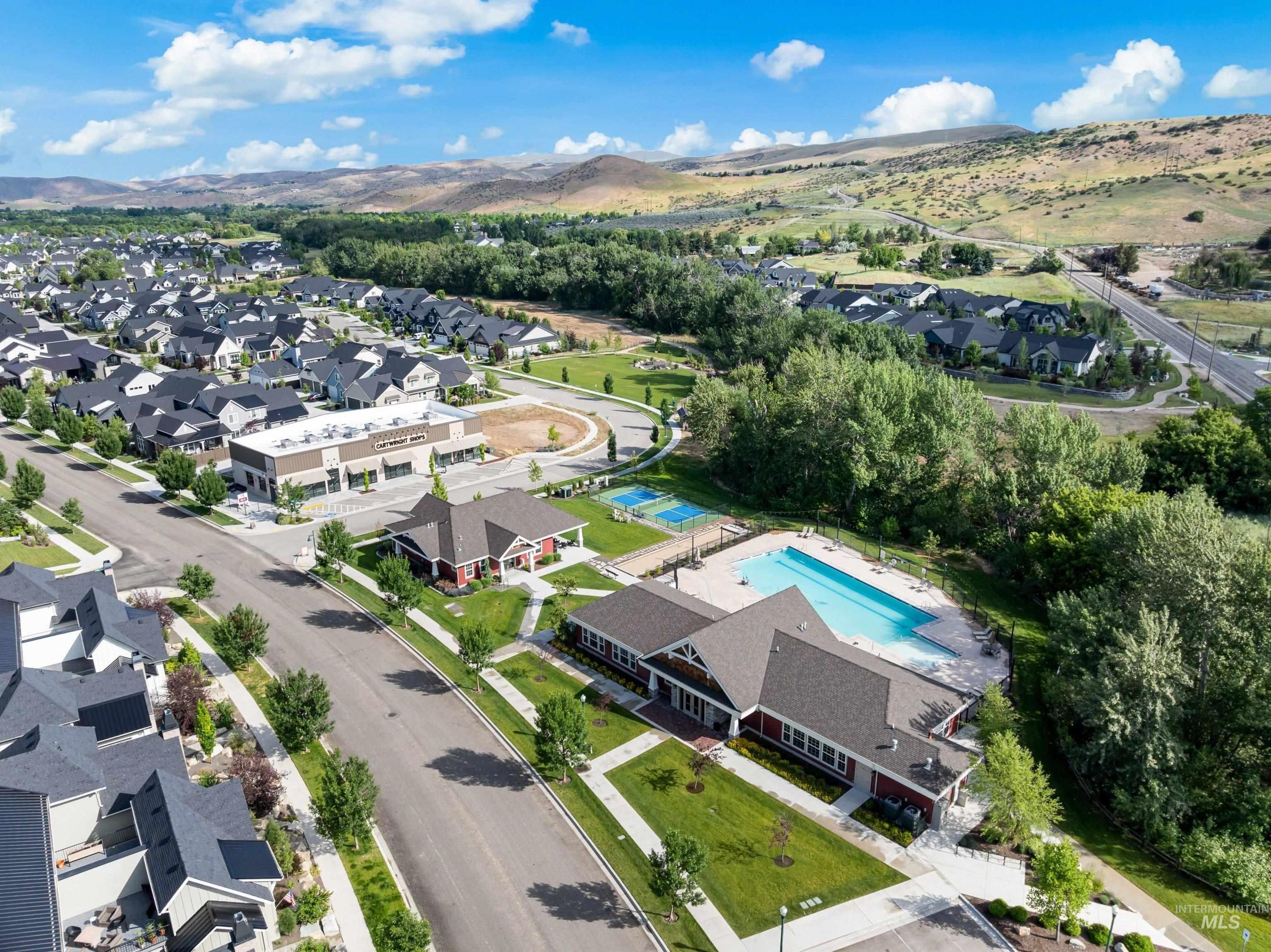 3951 W Farm View Dr