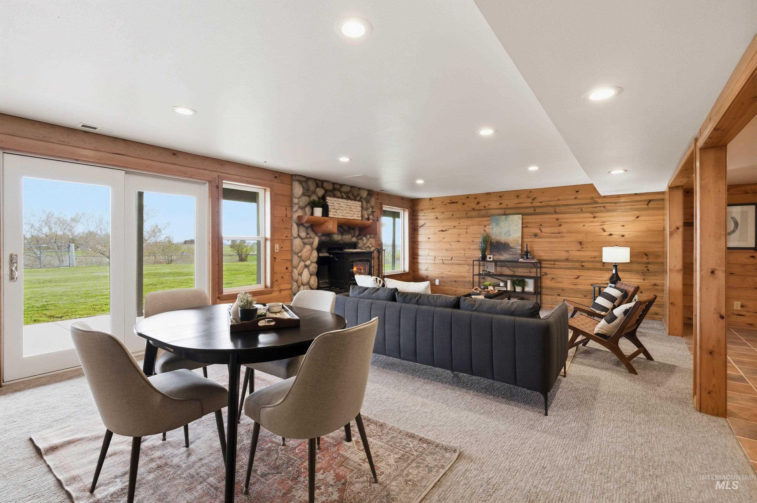 10261 Turner Dr