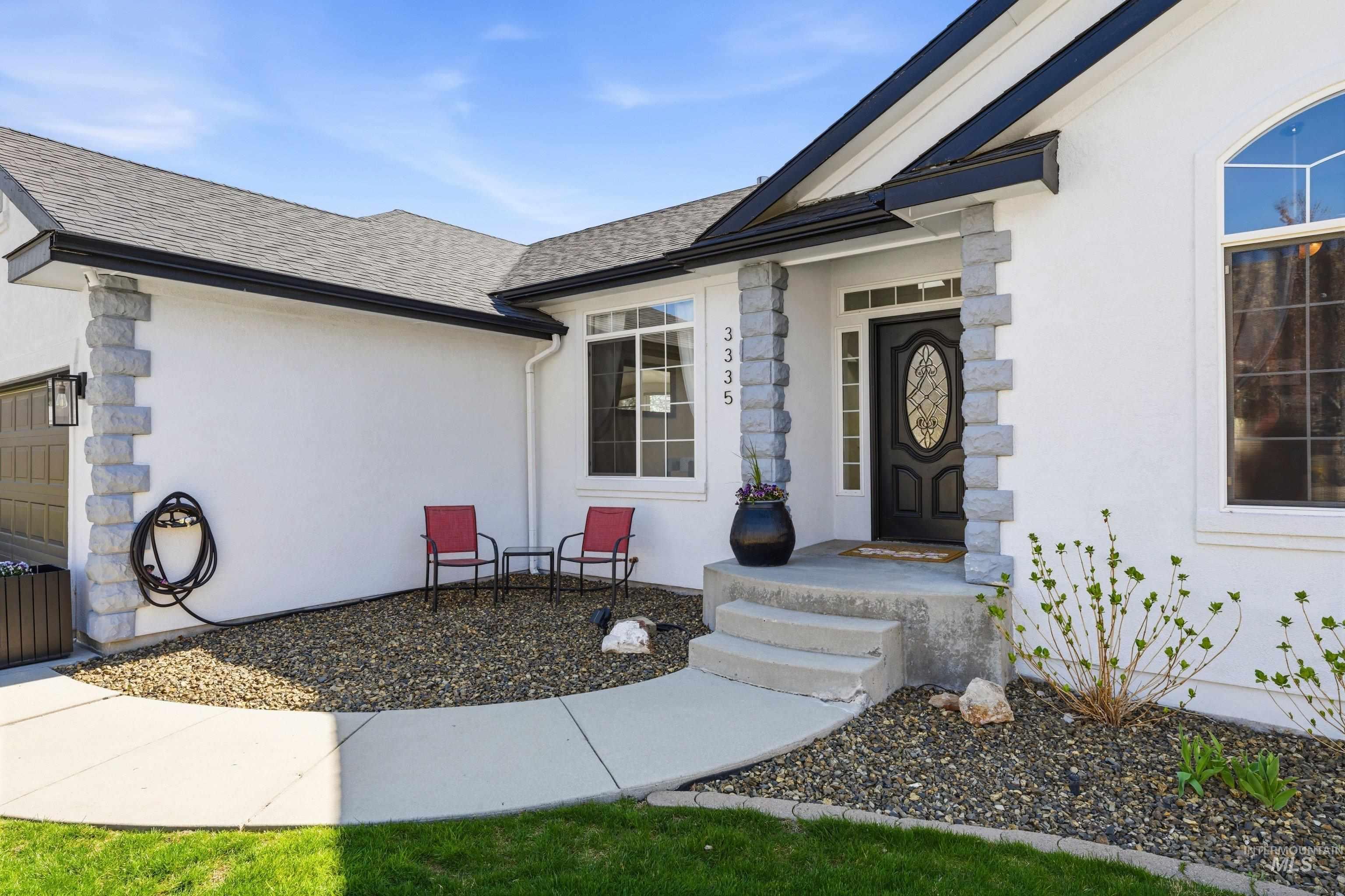 3335 E Red Stone Drive