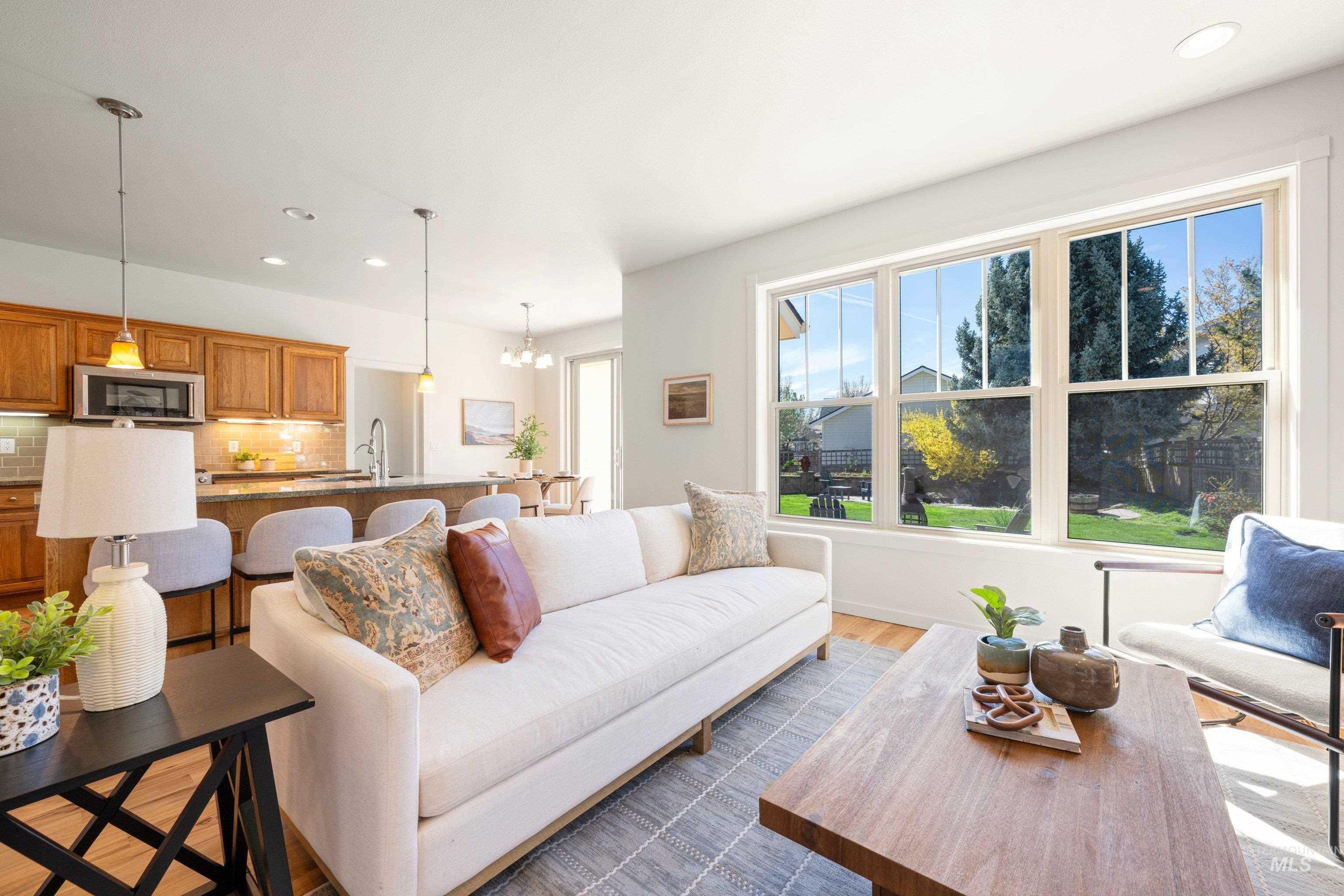 13463 N 3rd Ave.