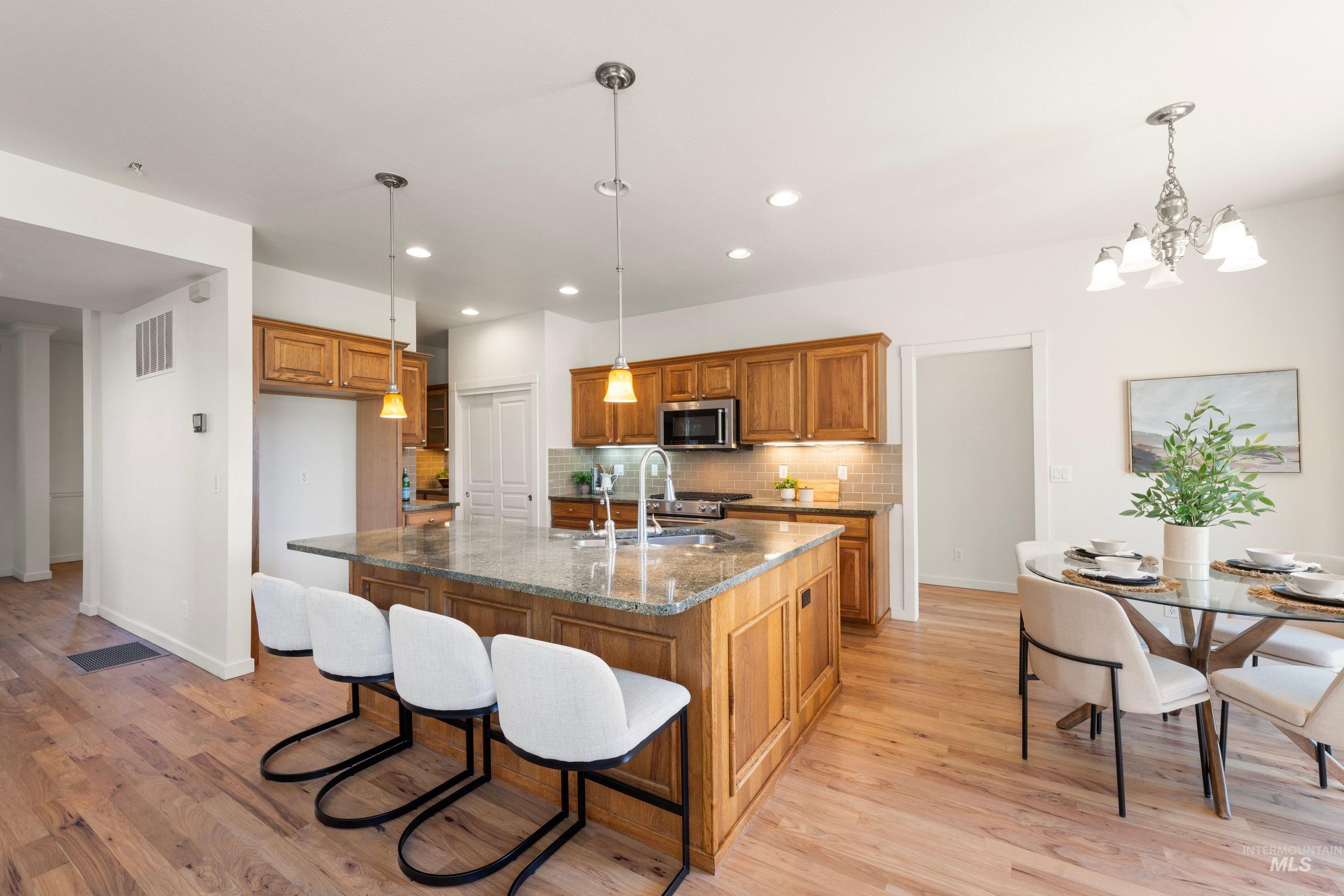 13463 N 3rd Ave.