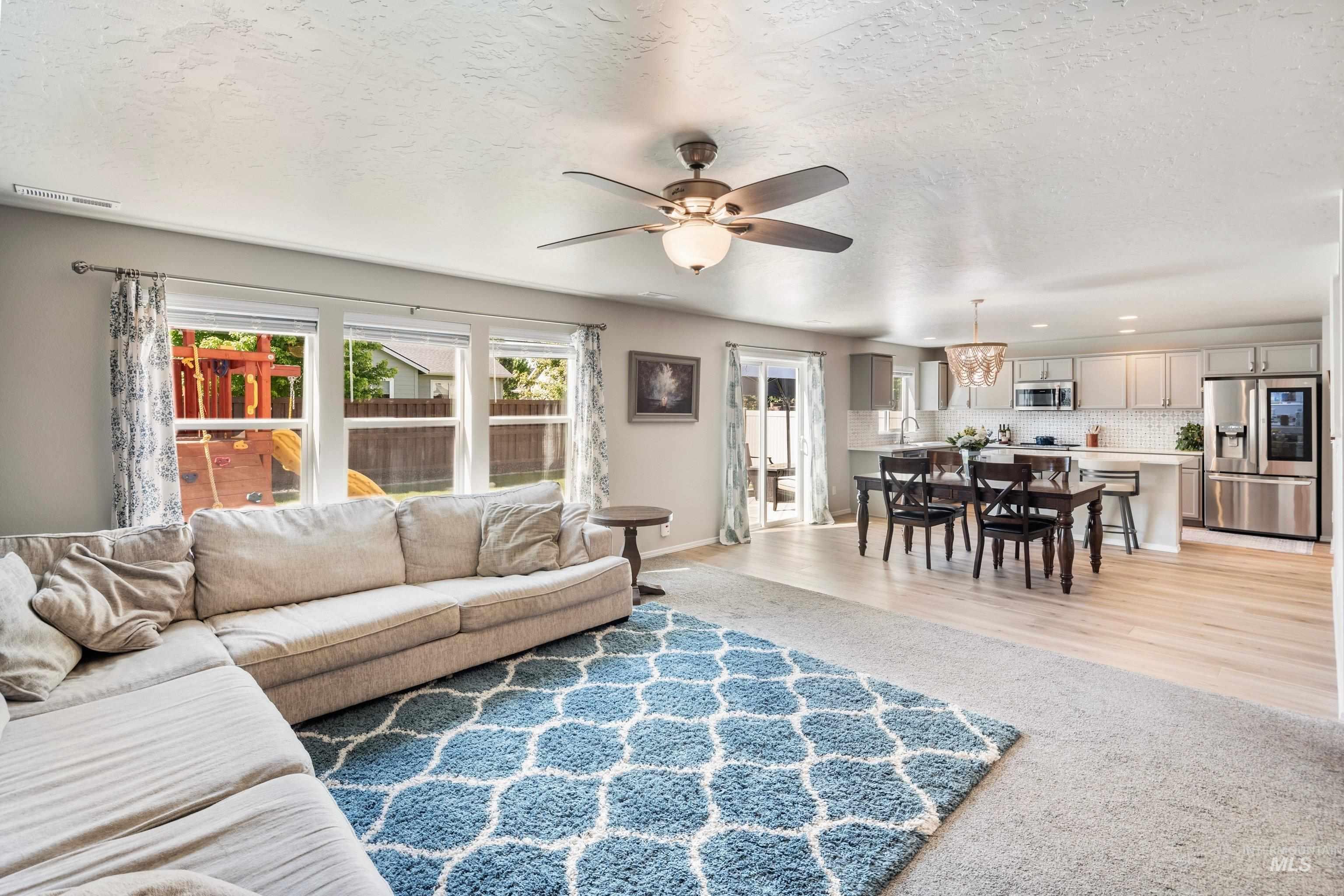 4379 W Sunny Cove St