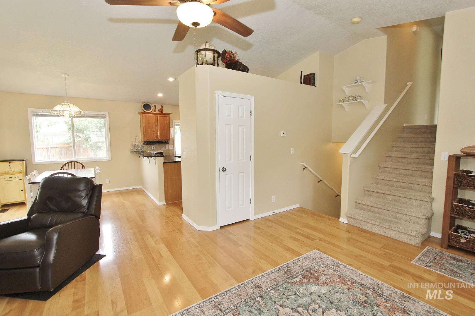 2450 W Santa Clara Dr