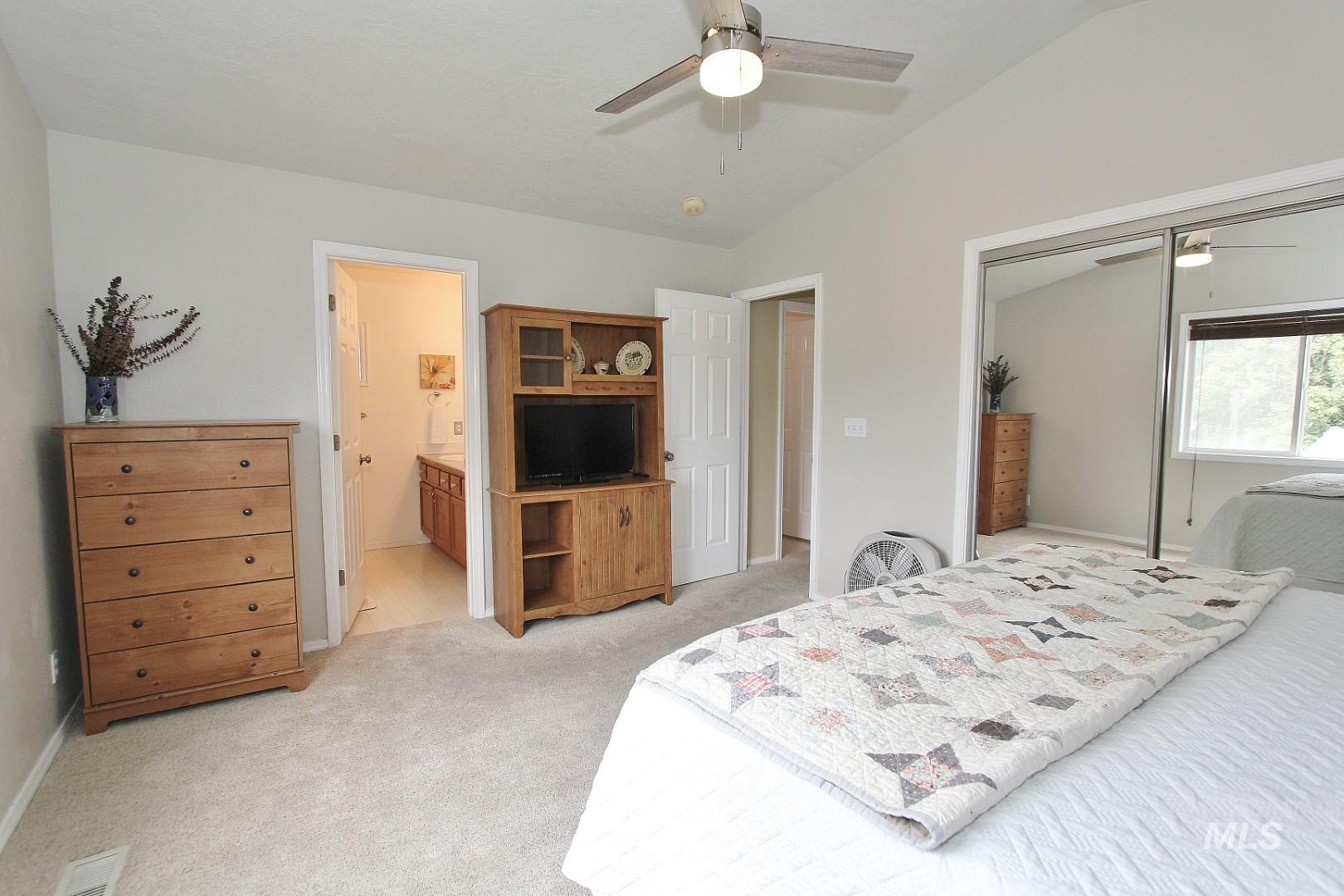 2450 W Santa Clara Dr
