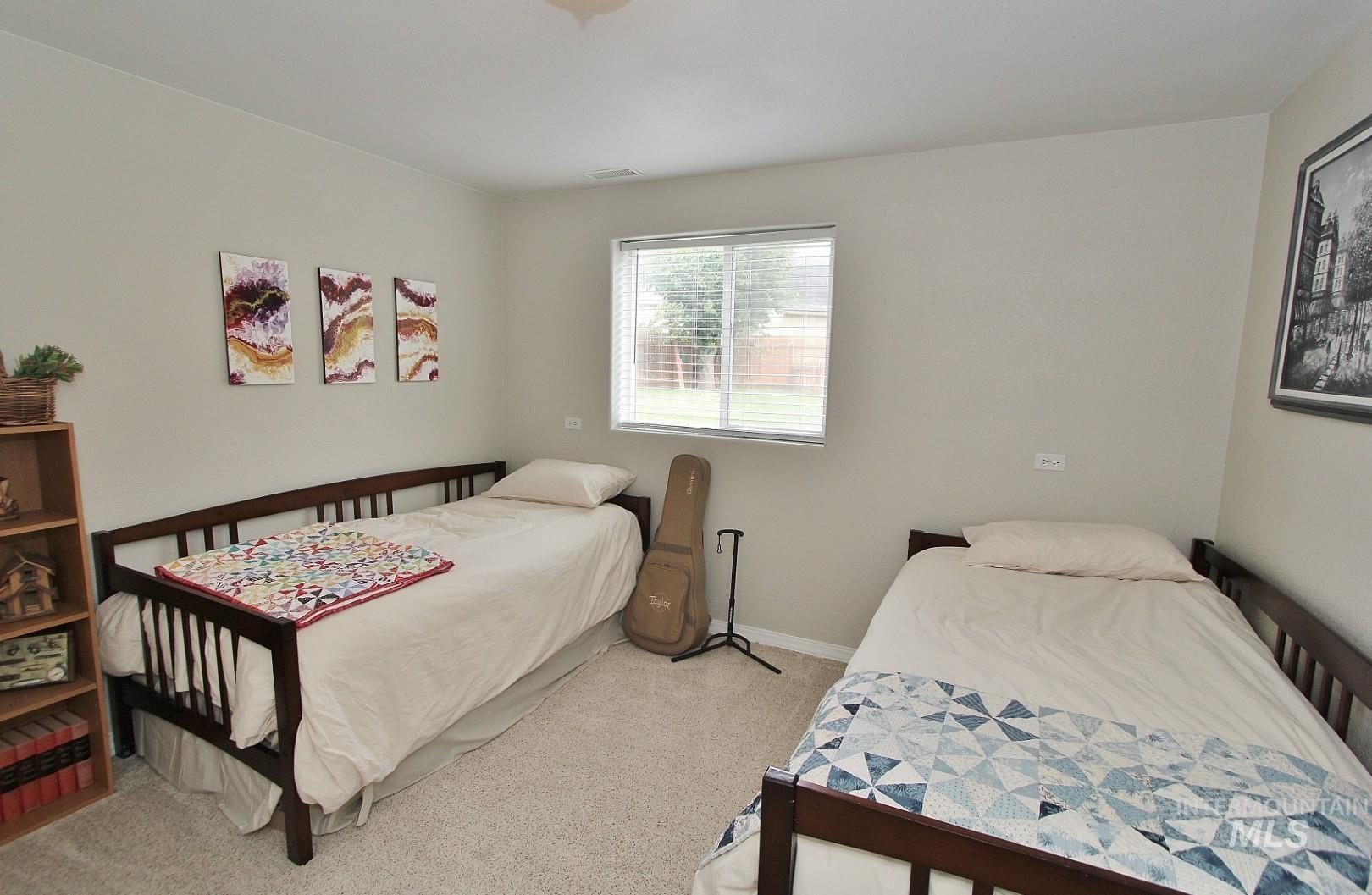 2450 W Santa Clara Dr