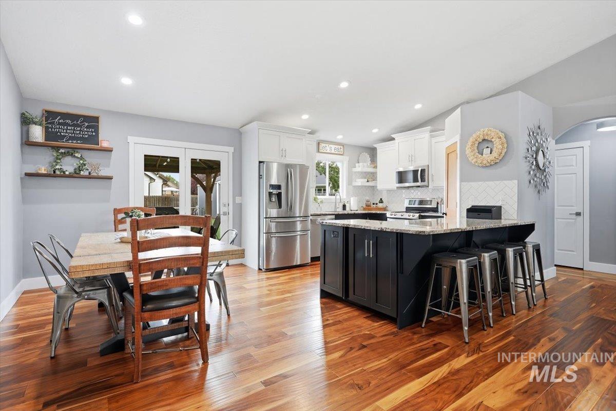 300 W Sedgewick