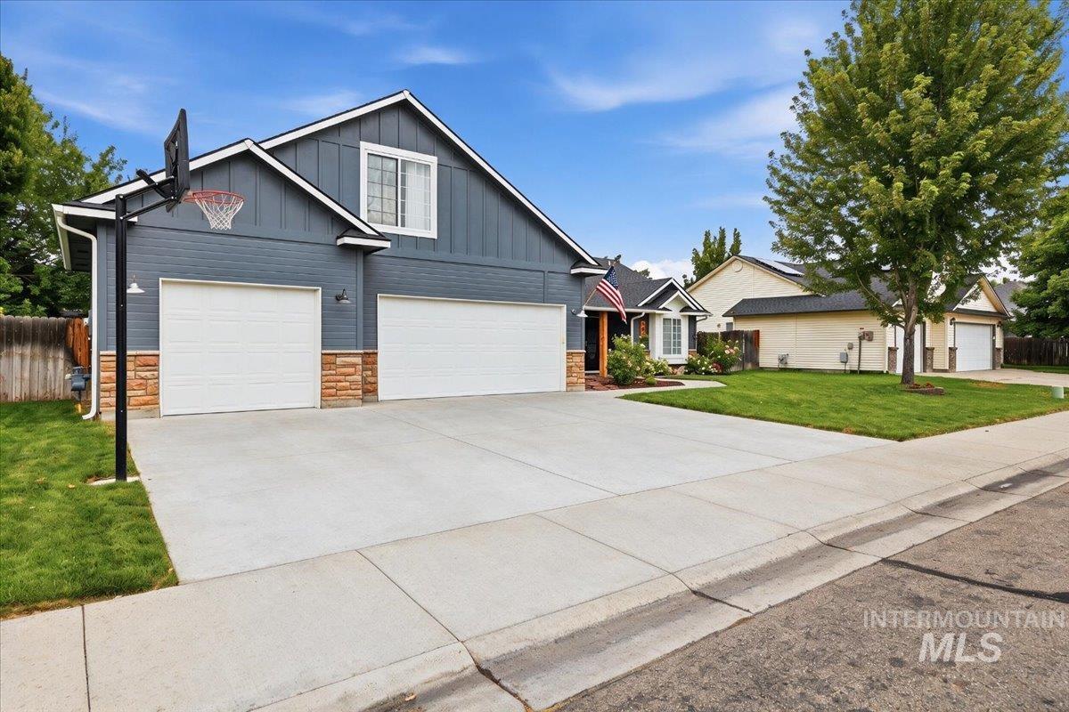 300 W Sedgewick
