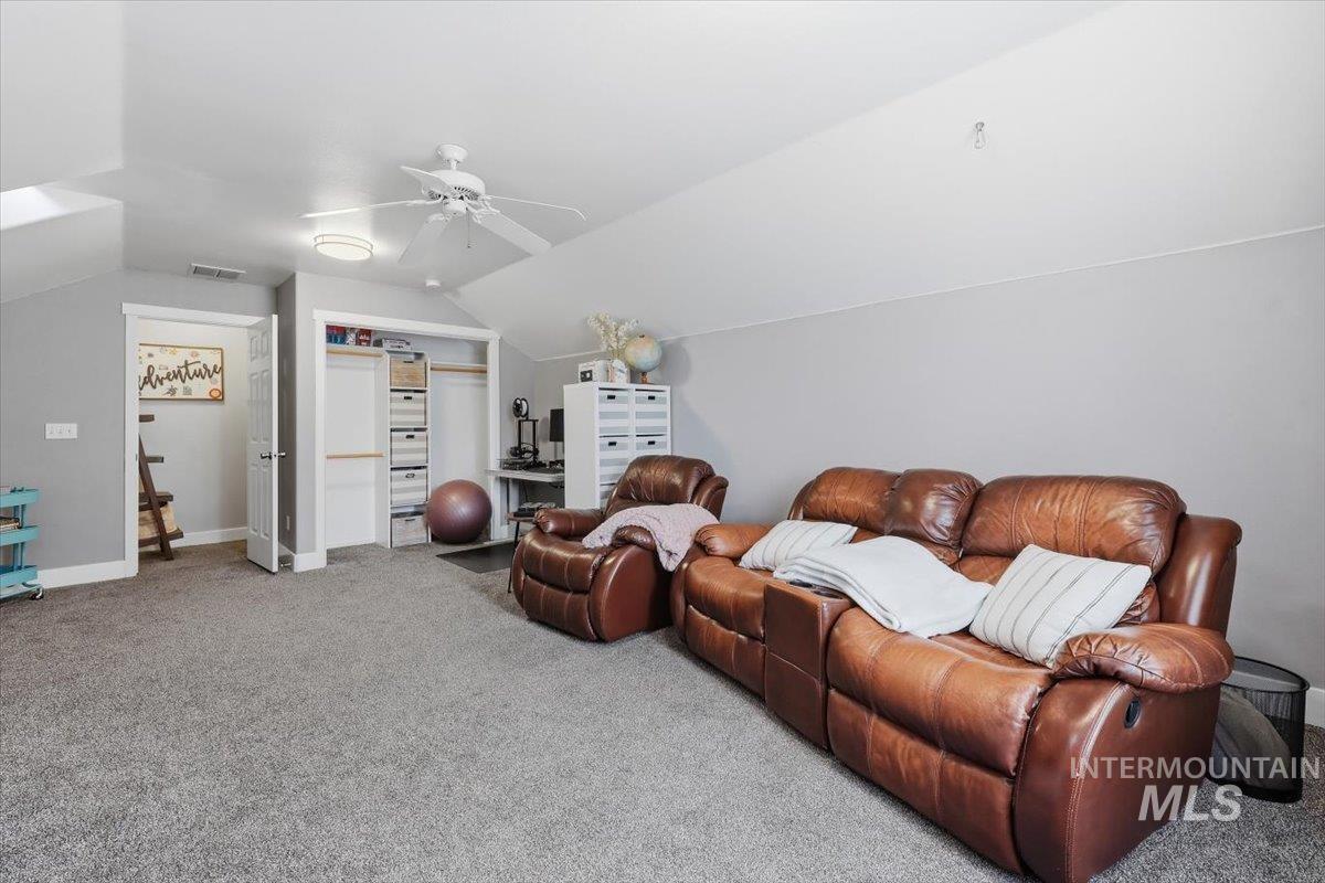 300 W Sedgewick