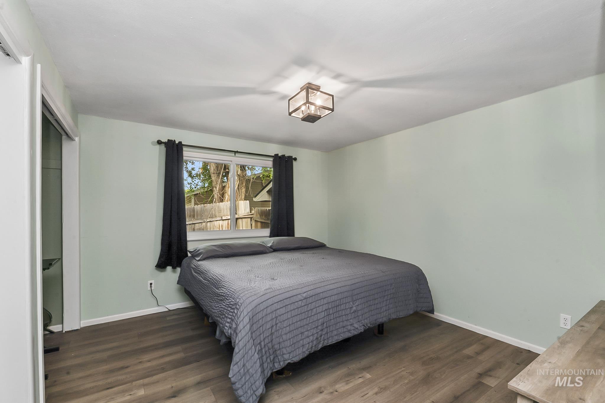 2105 NW 12th St