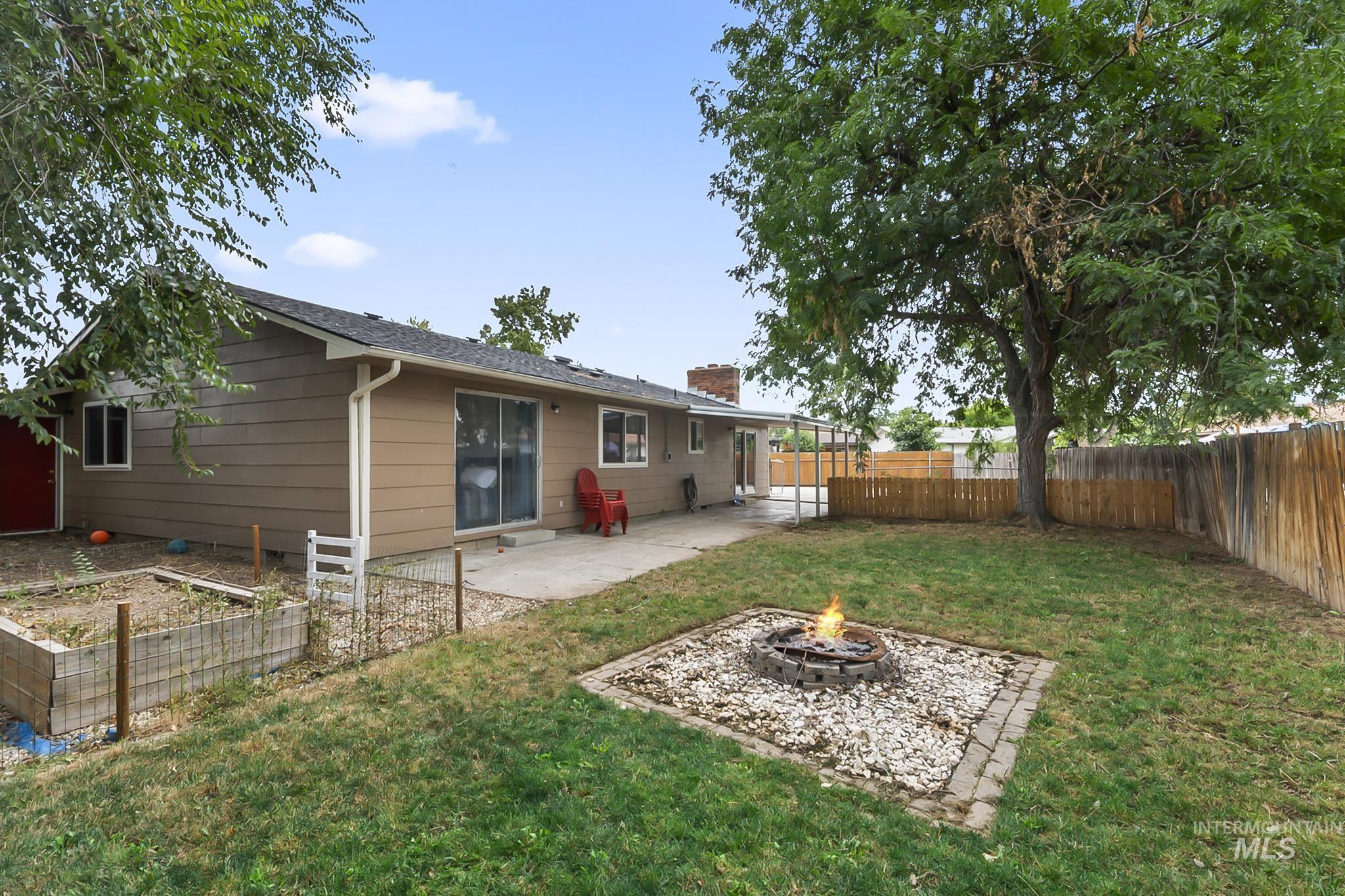 2105 NW 12th St