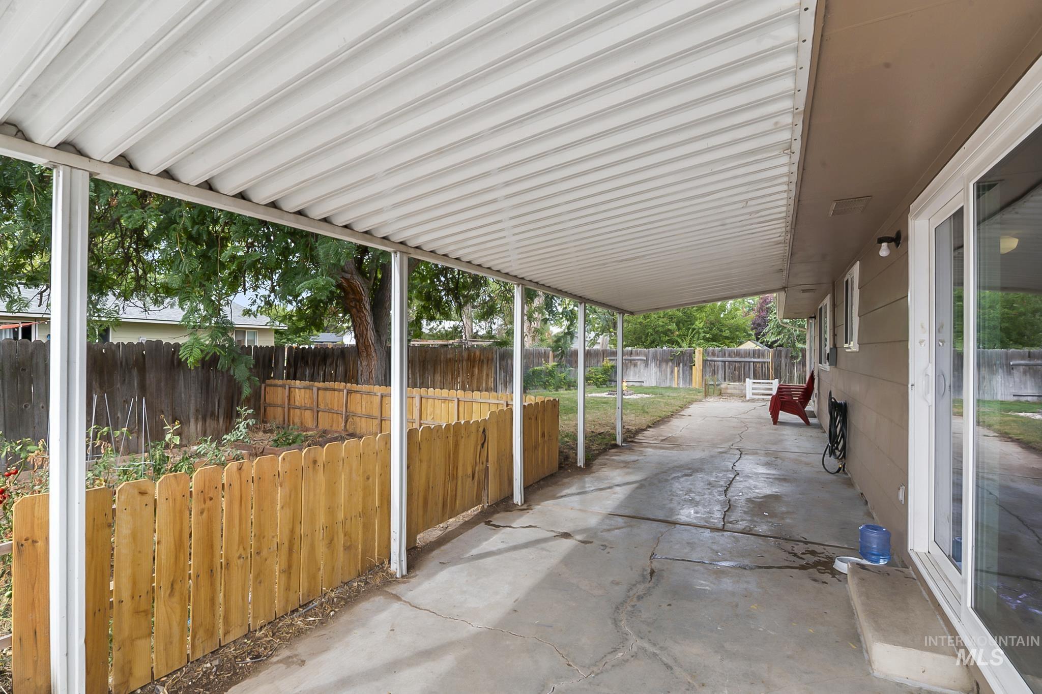 2105 NW 12th St