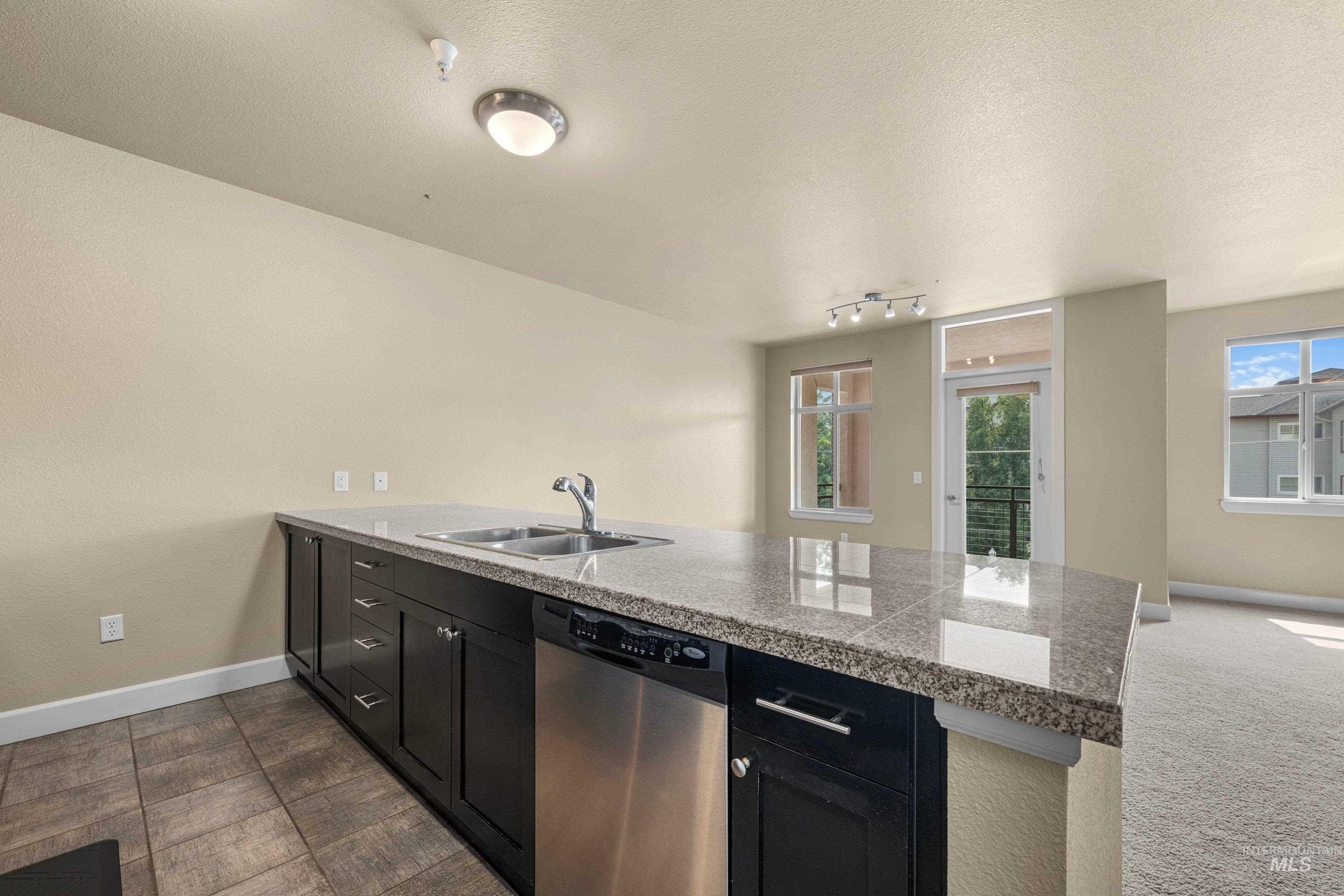 412 S 13th St Unit: #312