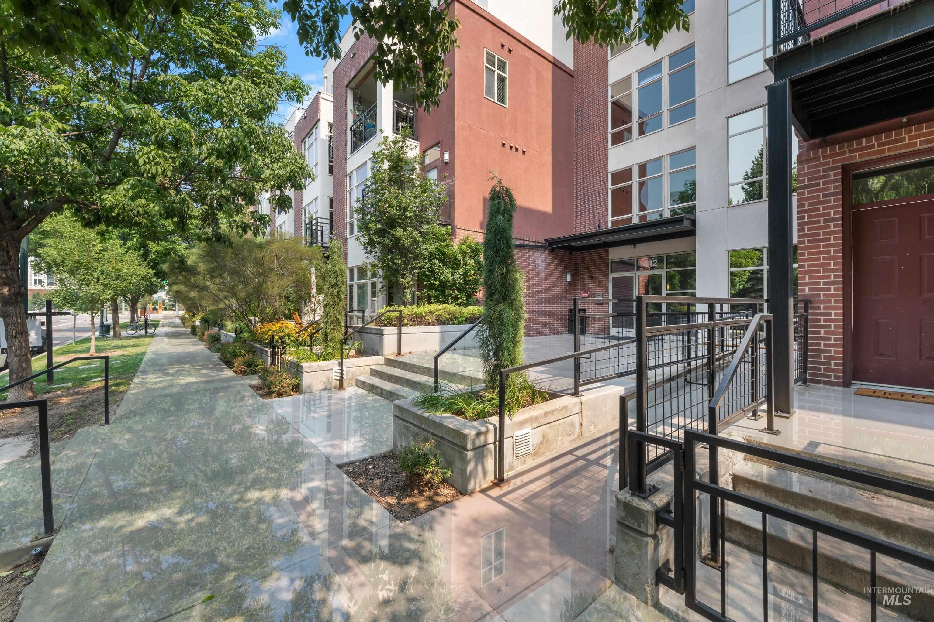 412 S 13th St Unit: #312