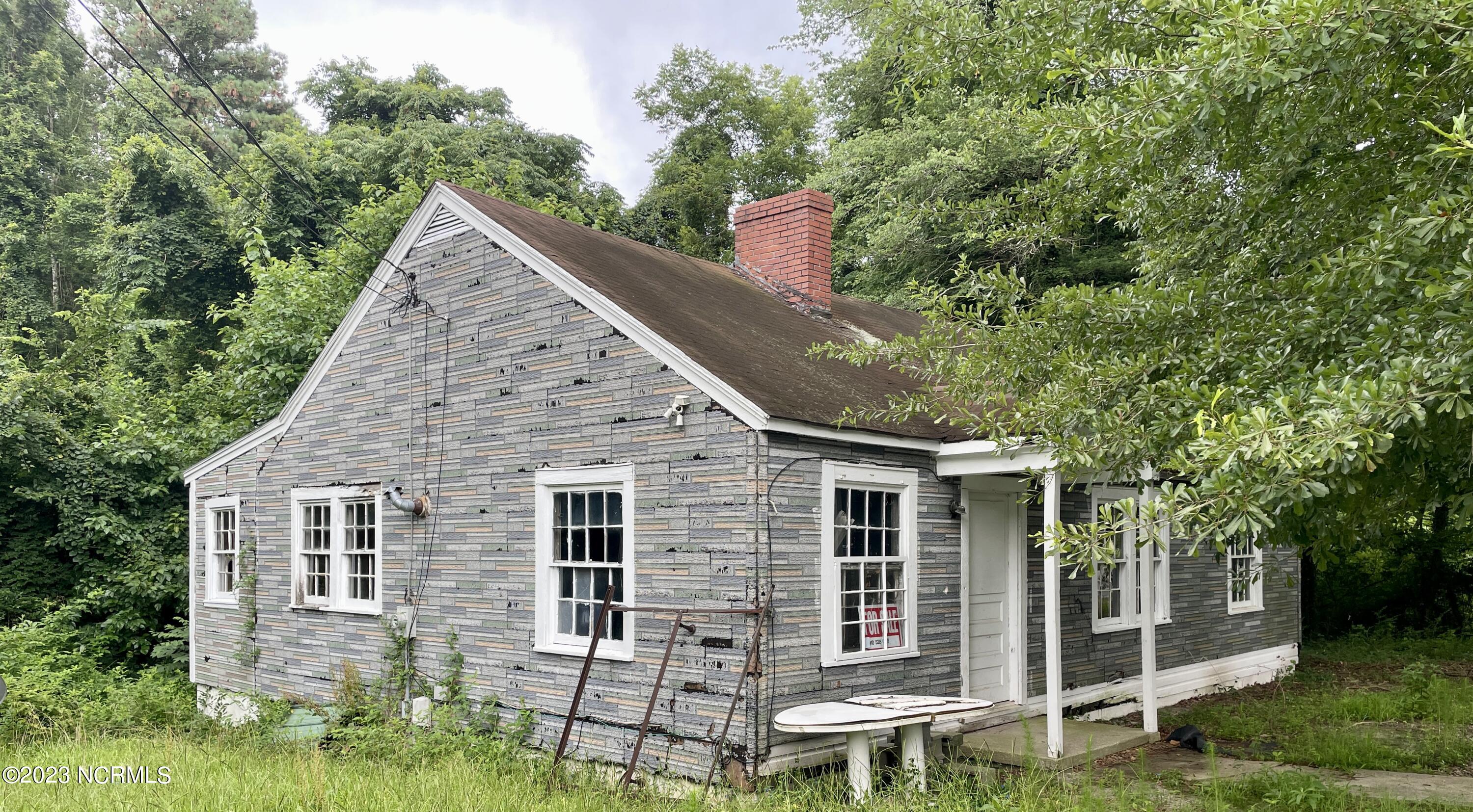 479 Dowd Road